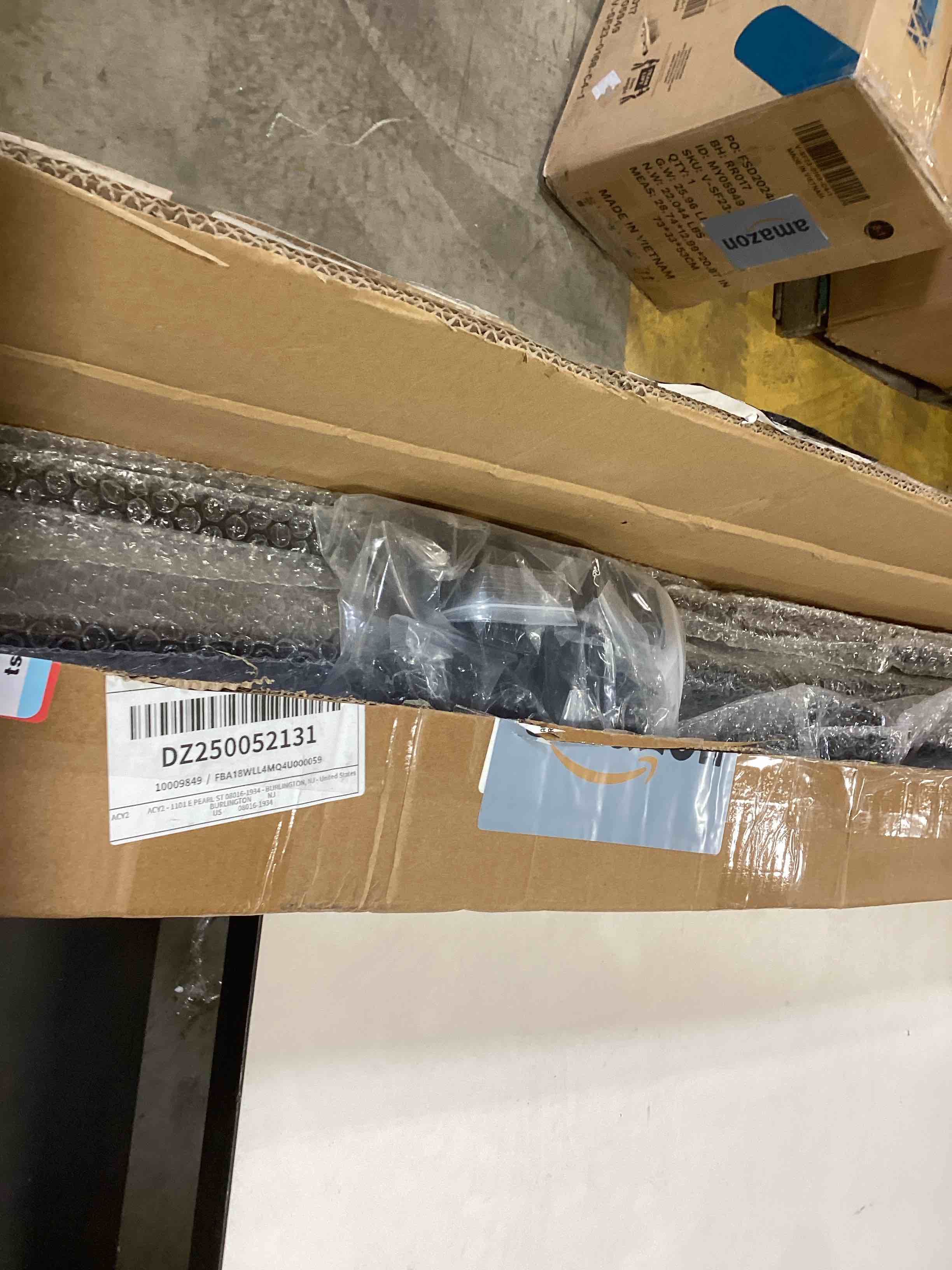 https://s3.amazonaws.com/lotting-images-prod/bidfta/PPE2761414_1757611098853.jpeg