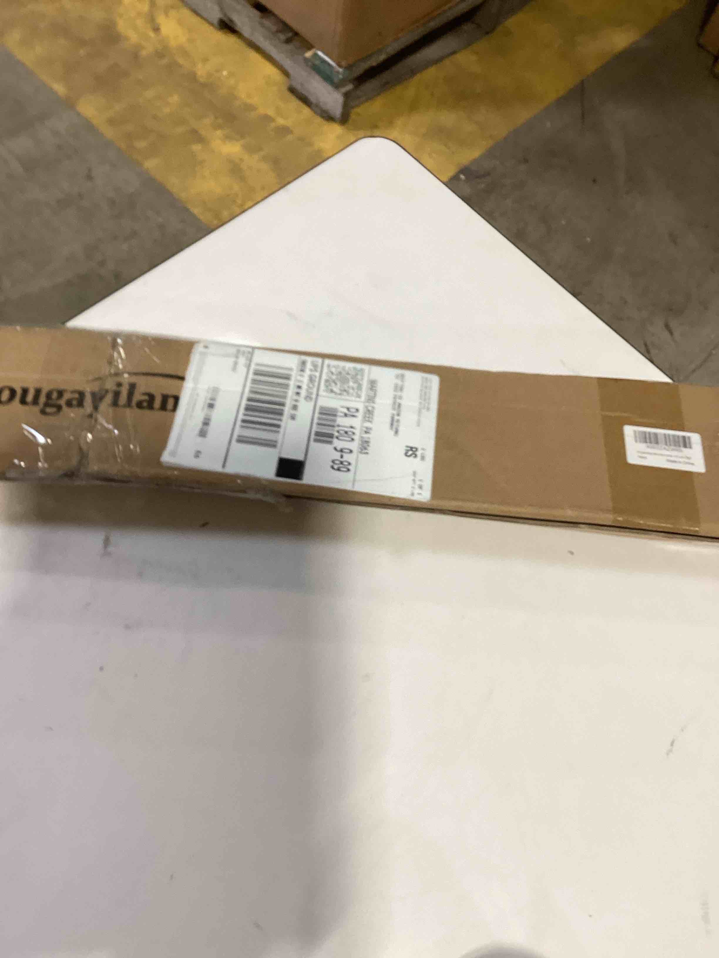 https://s3.amazonaws.com/lotting-images-prod/bidfta/PPE2761429_1757615078163.jpeg
