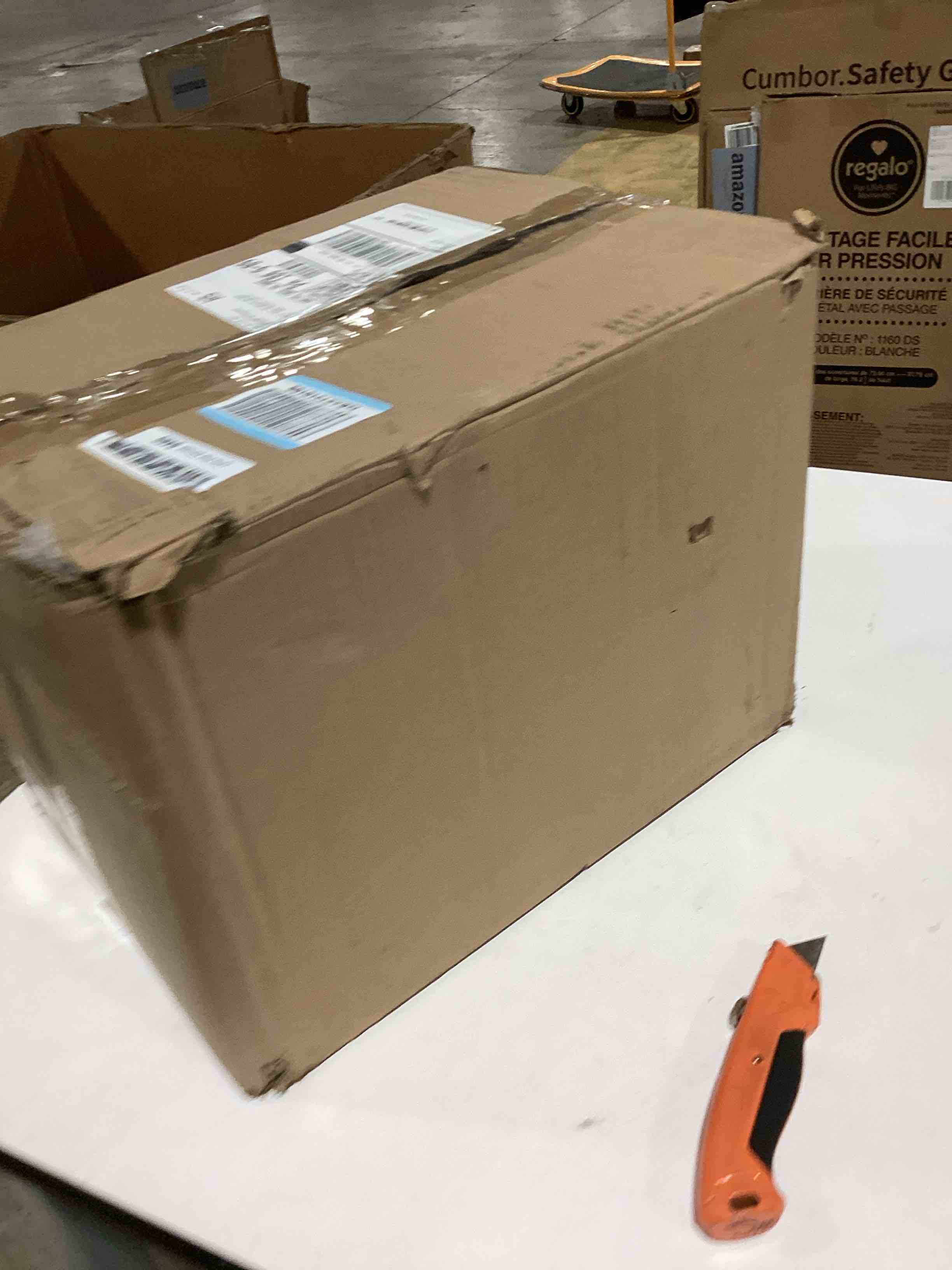 https://s3.amazonaws.com/lotting-images-prod/bidfta/PPE2761520_1757676837701.jpeg