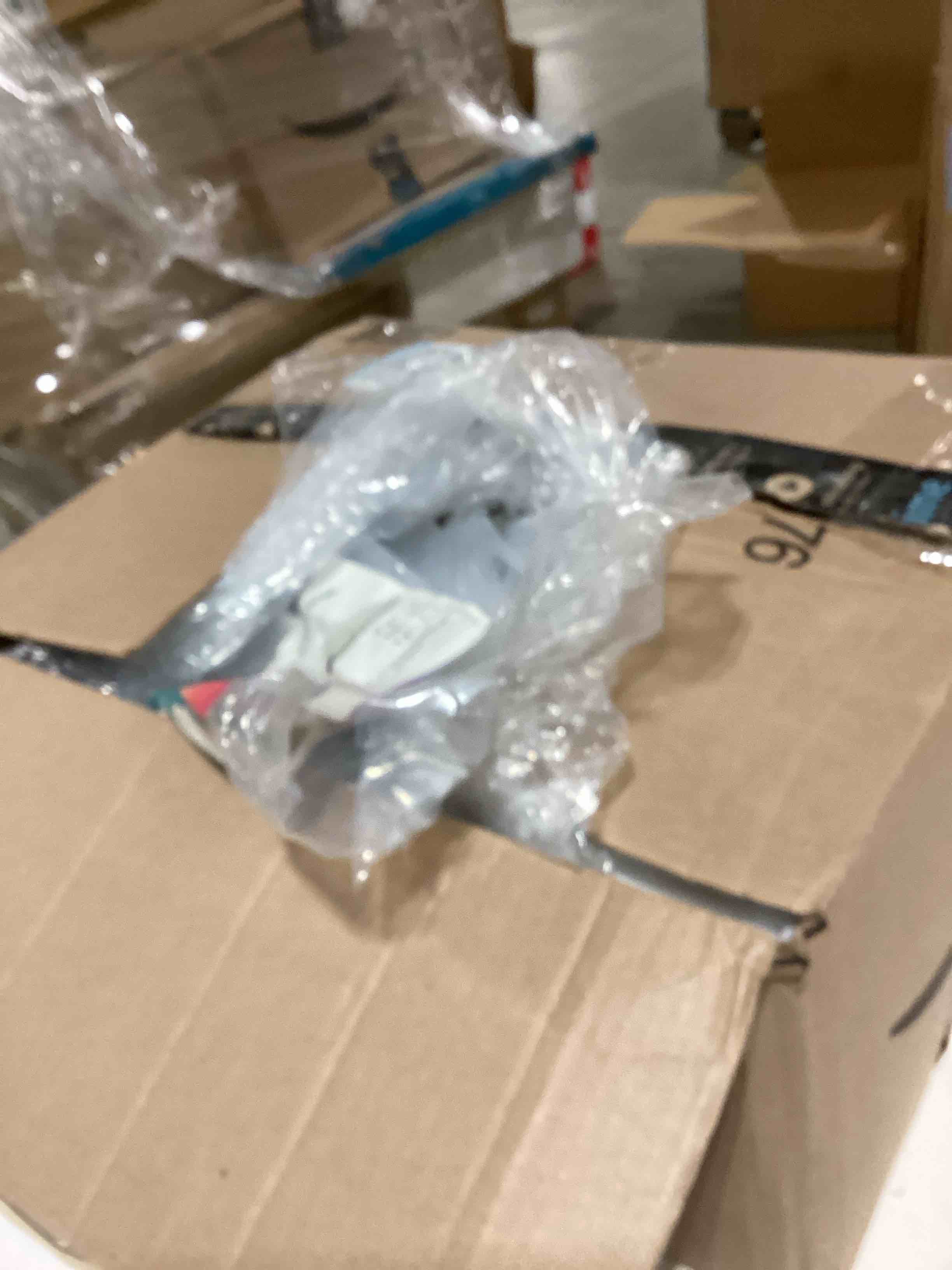 https://s3.amazonaws.com/lotting-images-prod/bidfta/PPE2761551_1757678891270.jpeg