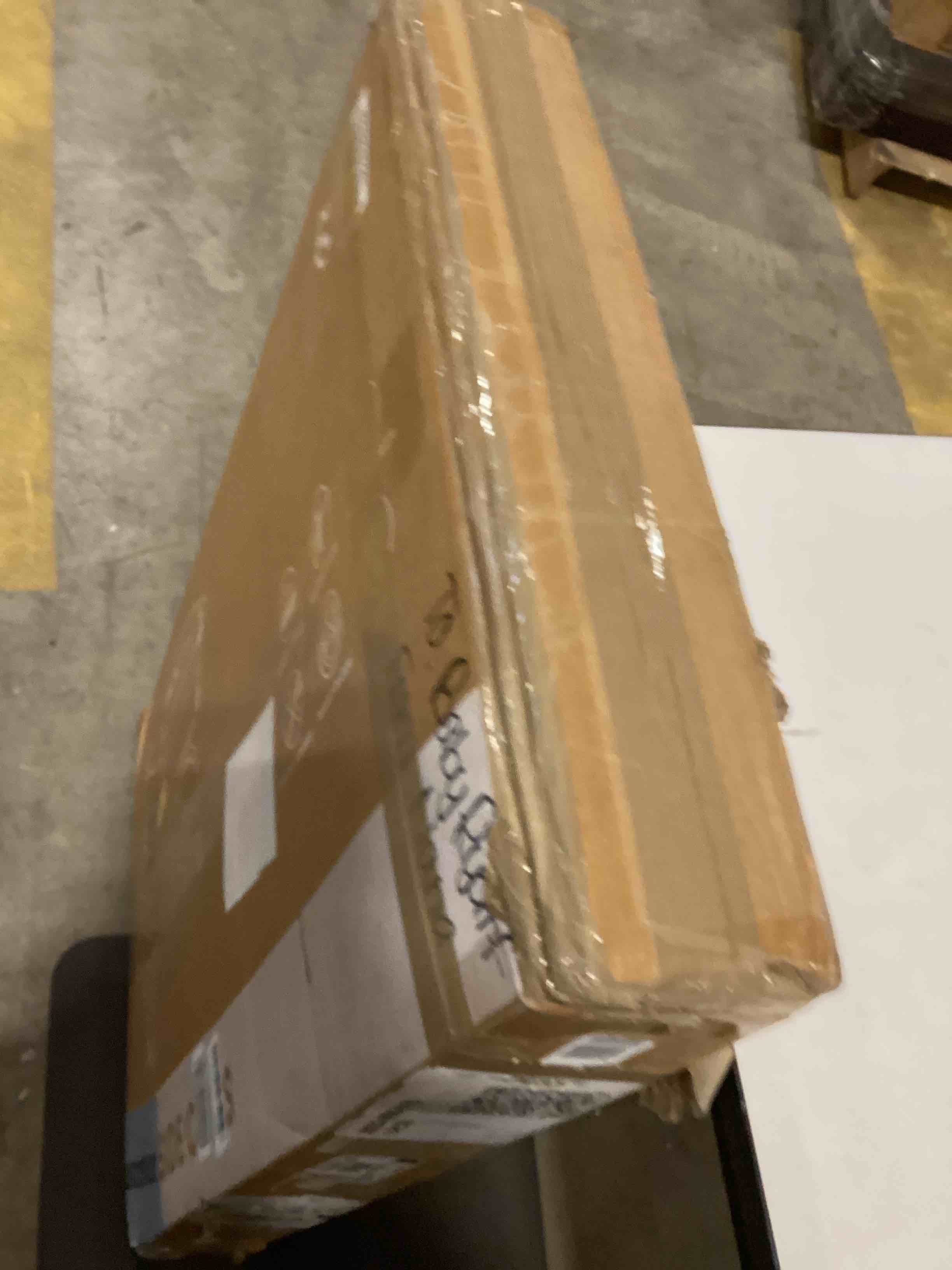 https://s3.amazonaws.com/lotting-images-prod/bidfta/PPE2761558_1757680179138.jpeg