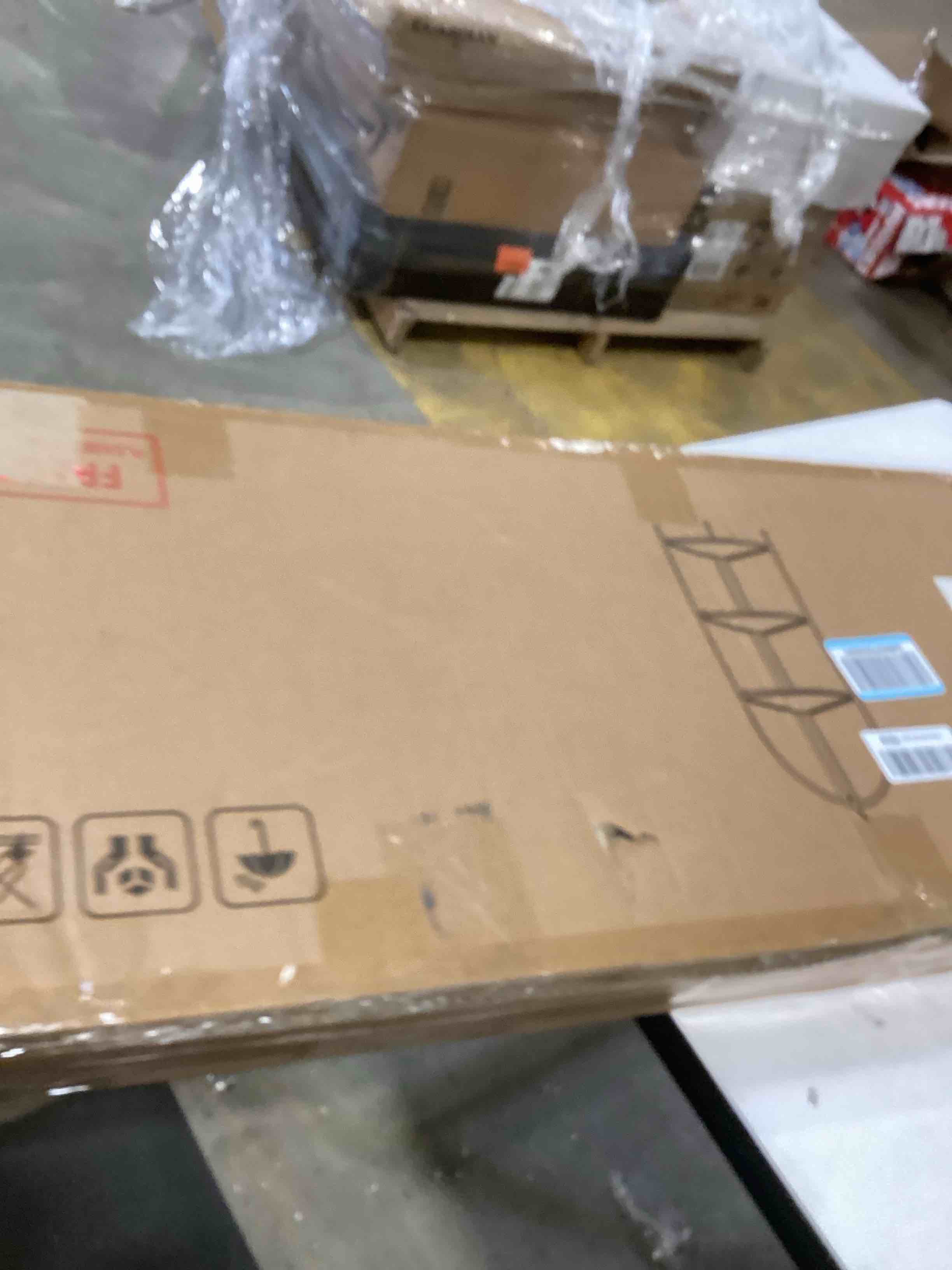 https://s3.amazonaws.com/lotting-images-prod/bidfta/PPE2761684_1757692224281.jpeg