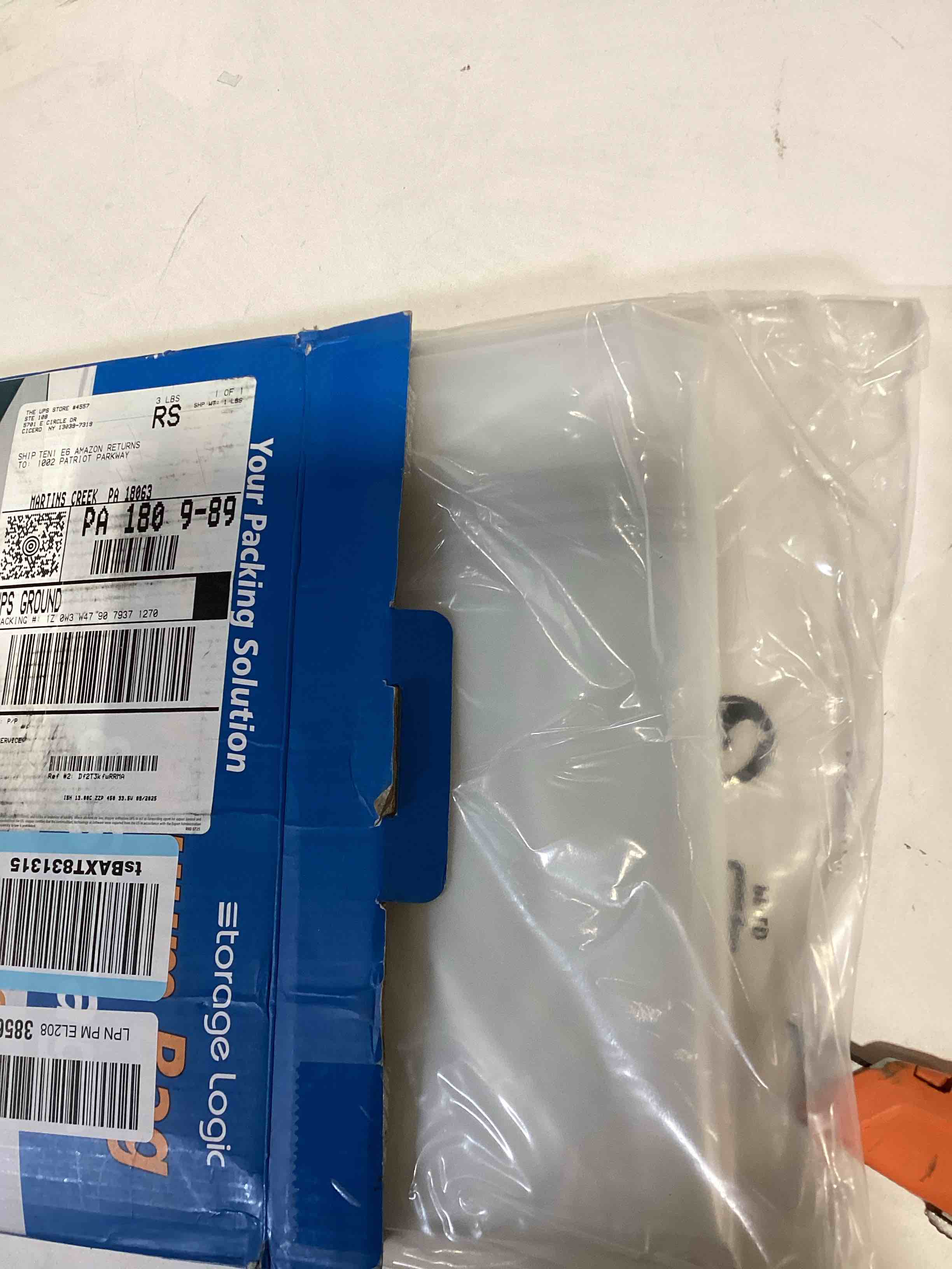 https://s3.amazonaws.com/lotting-images-prod/bidfta/PPE2761697_1757695965429.jpeg