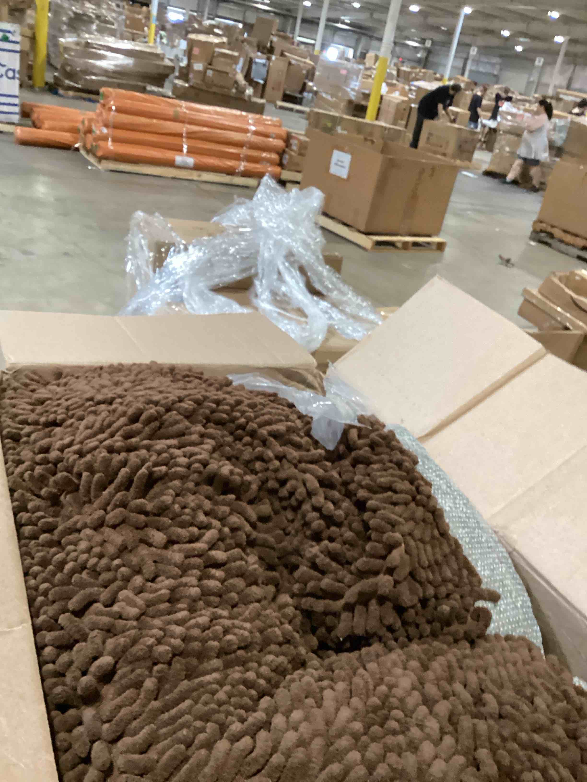 https://s3.amazonaws.com/lotting-images-prod/bidfta/PPE2761706_1757698079860.jpeg
