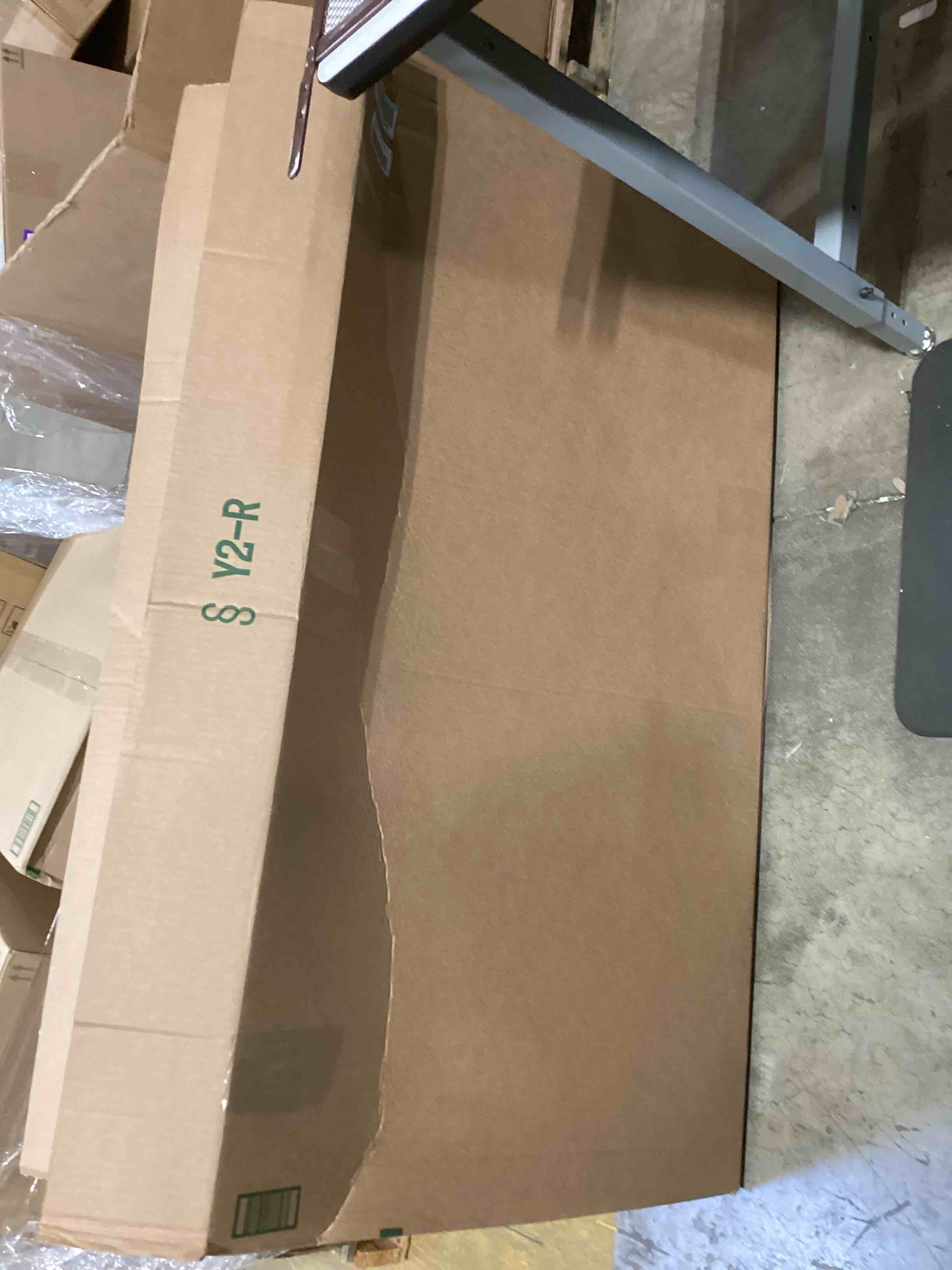 https://s3.amazonaws.com/lotting-images-prod/bidfta/PPE2762282_1758202170060.jpeg