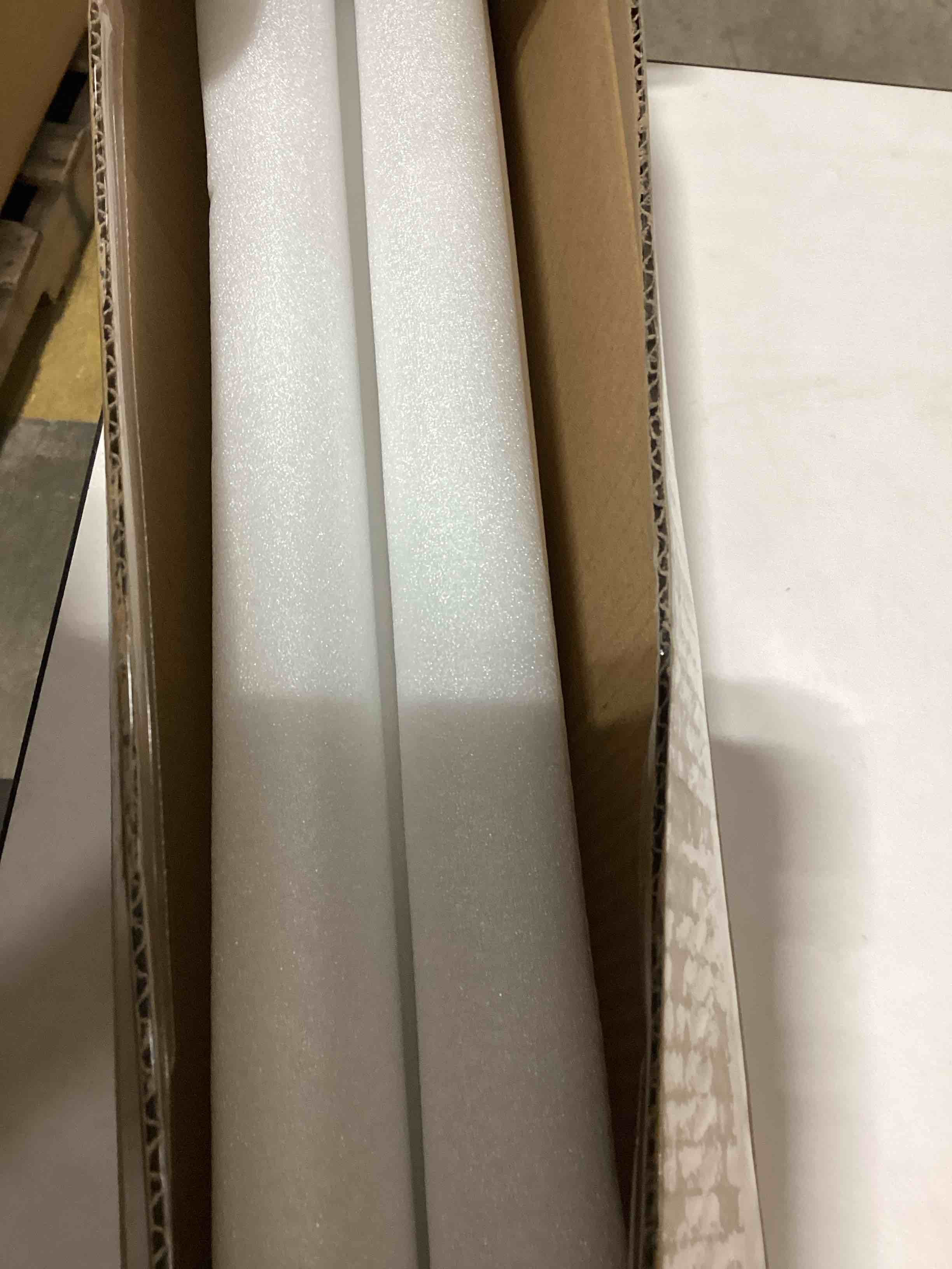 https://s3.amazonaws.com/lotting-images-prod/bidfta/PPE2762522_1758628745807.jpeg
