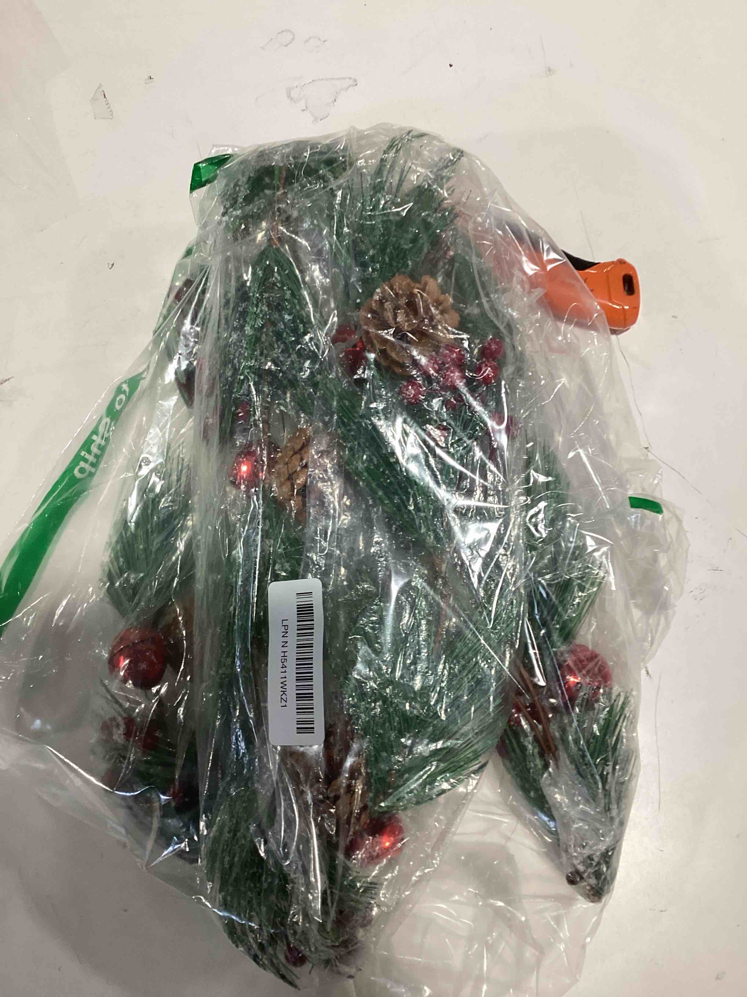 ATTGREAT 8 Light Modes Christmas Garland with Lights, 6FT Christmas Garland with 18 LED Lights Branc