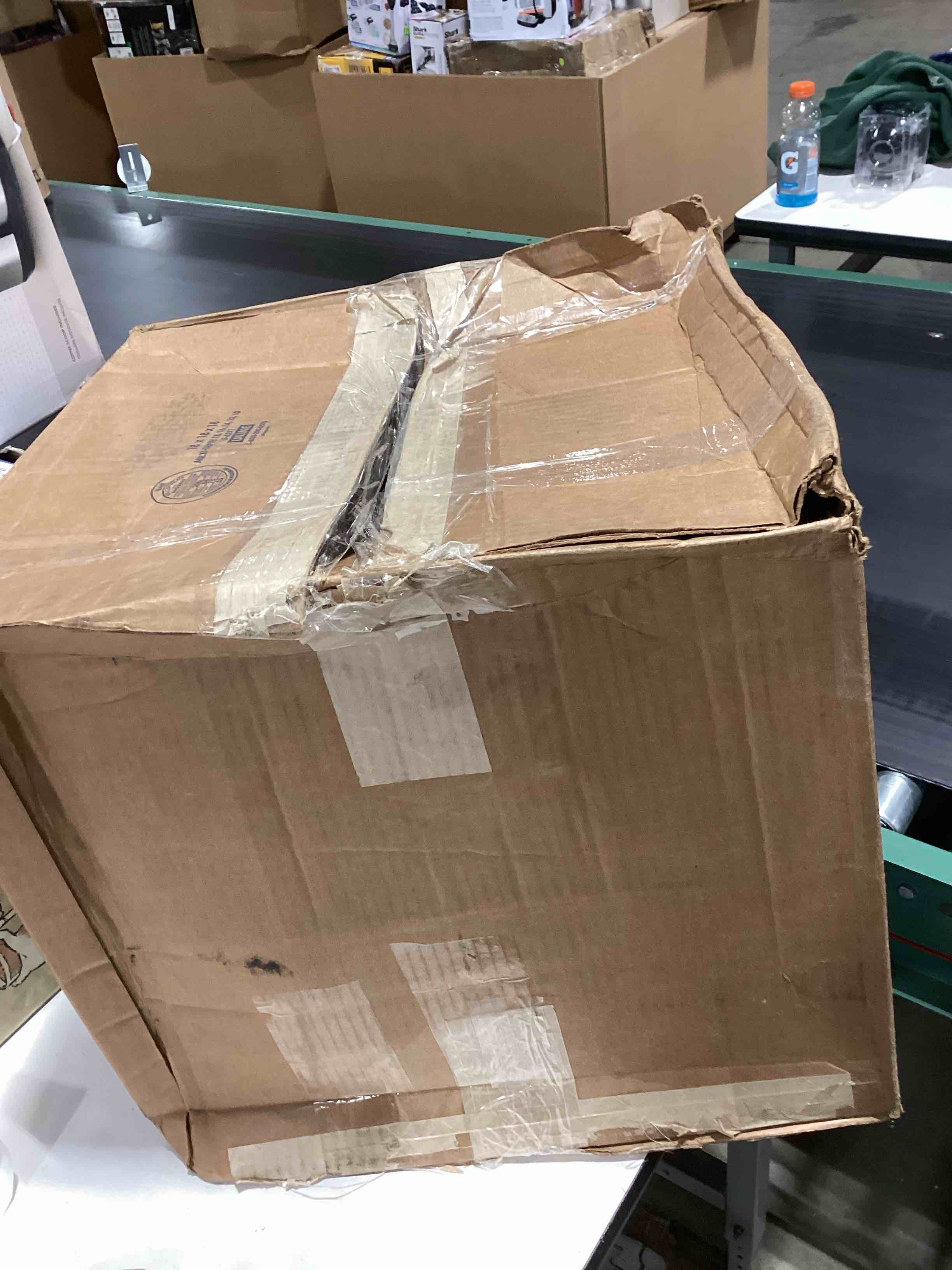 Philips 3200 Series Fully Automatic Espresso Machine, LatteGo Milk Frother, 5 Coffee Varieties, Intu