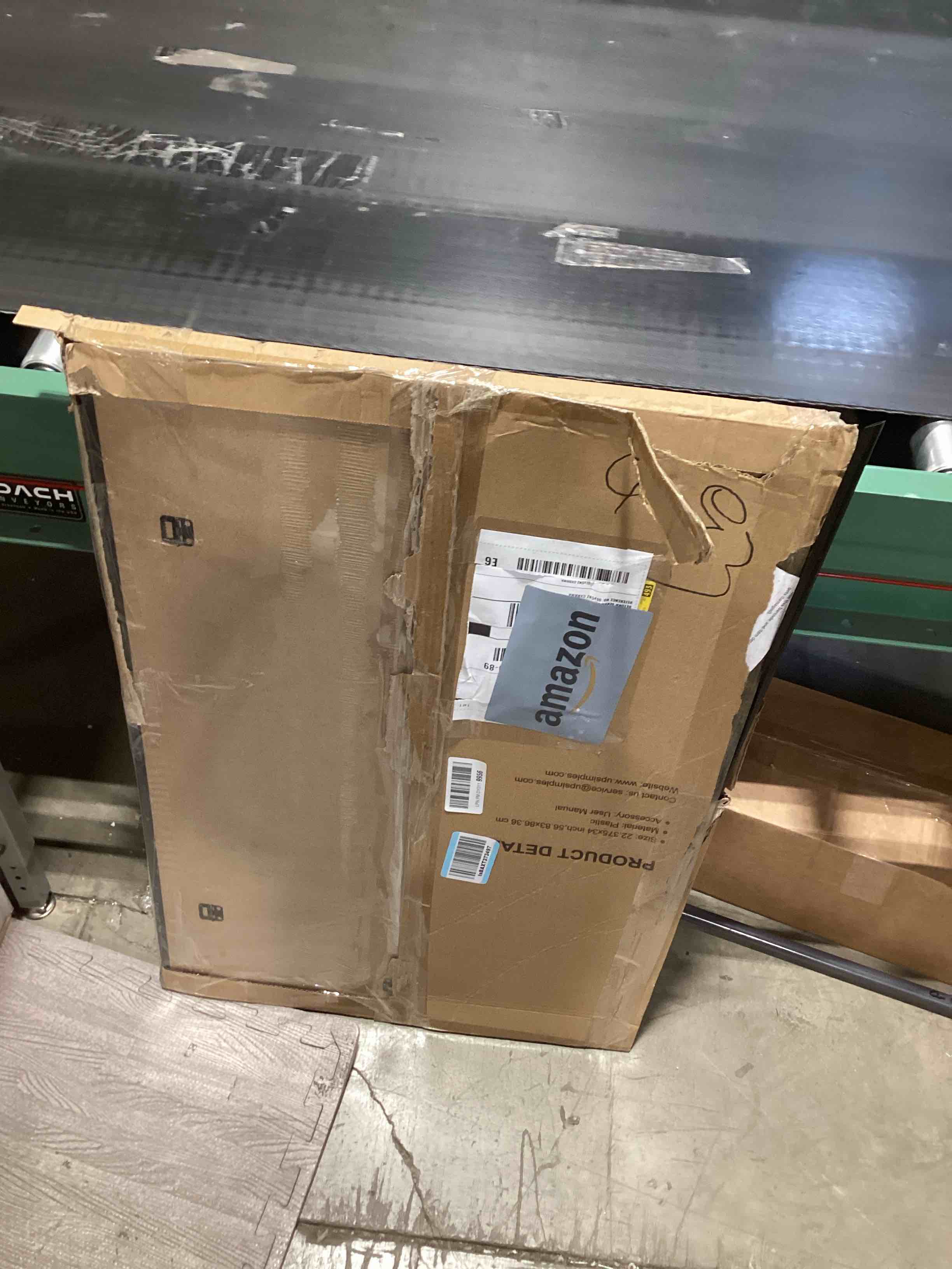 upsimples 22.375 x 34 Poster Frame Black 3 Pack, Scratch-Proof Picture Frames 22.375 x 34 for Photo 