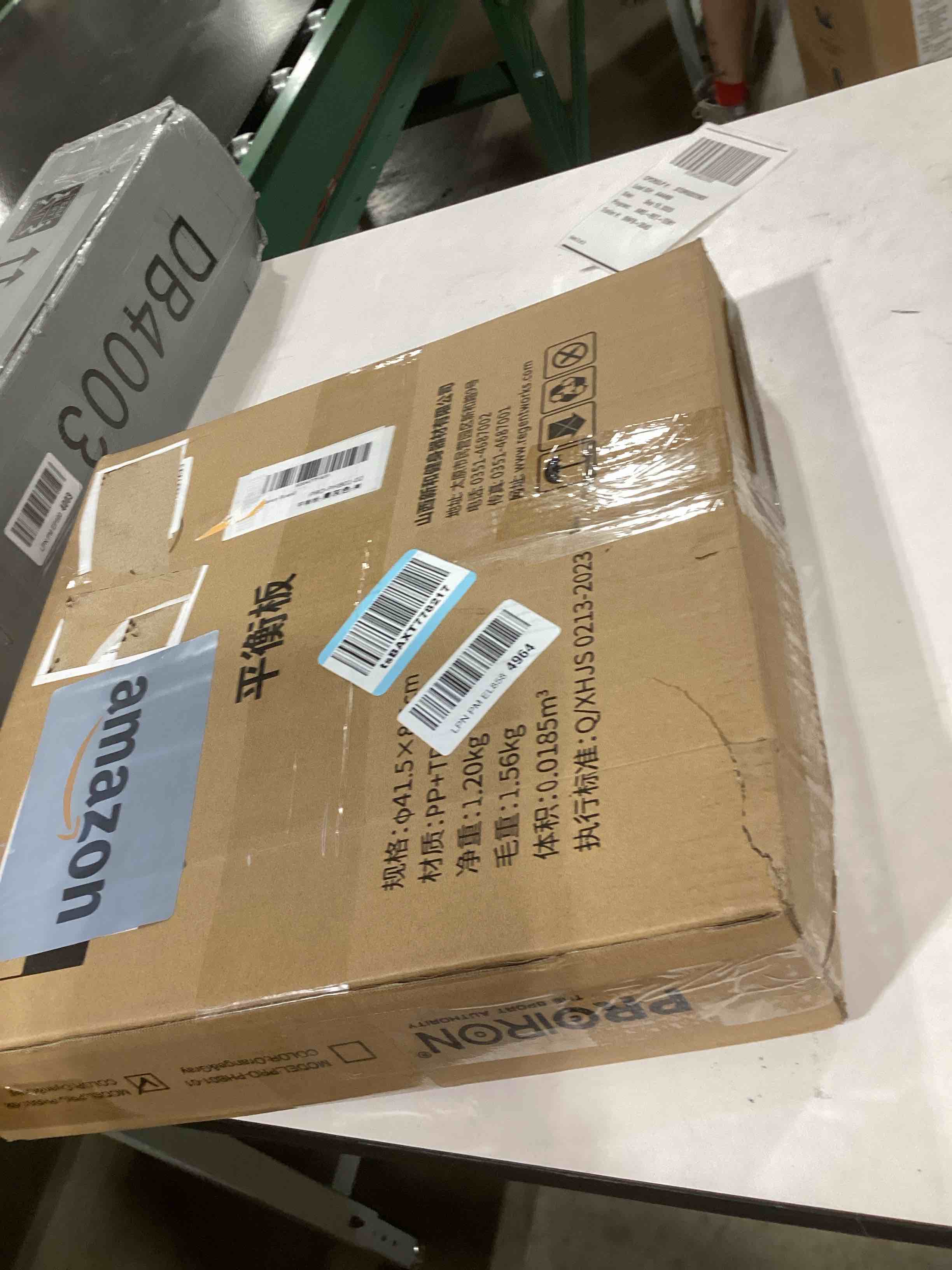 https://s3.amazonaws.com/lotting-images-prod/bidfta/PPE2767208_1758194792509.jpeg