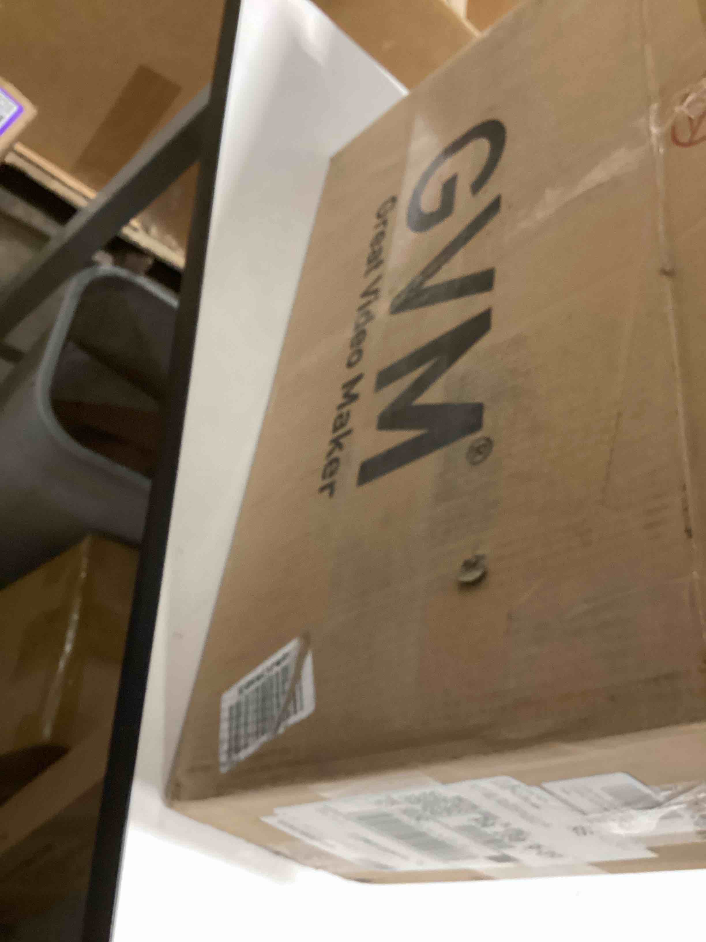 https://s3.amazonaws.com/lotting-images-prod/bidfta/PPE2767284_1758205692077.jpeg