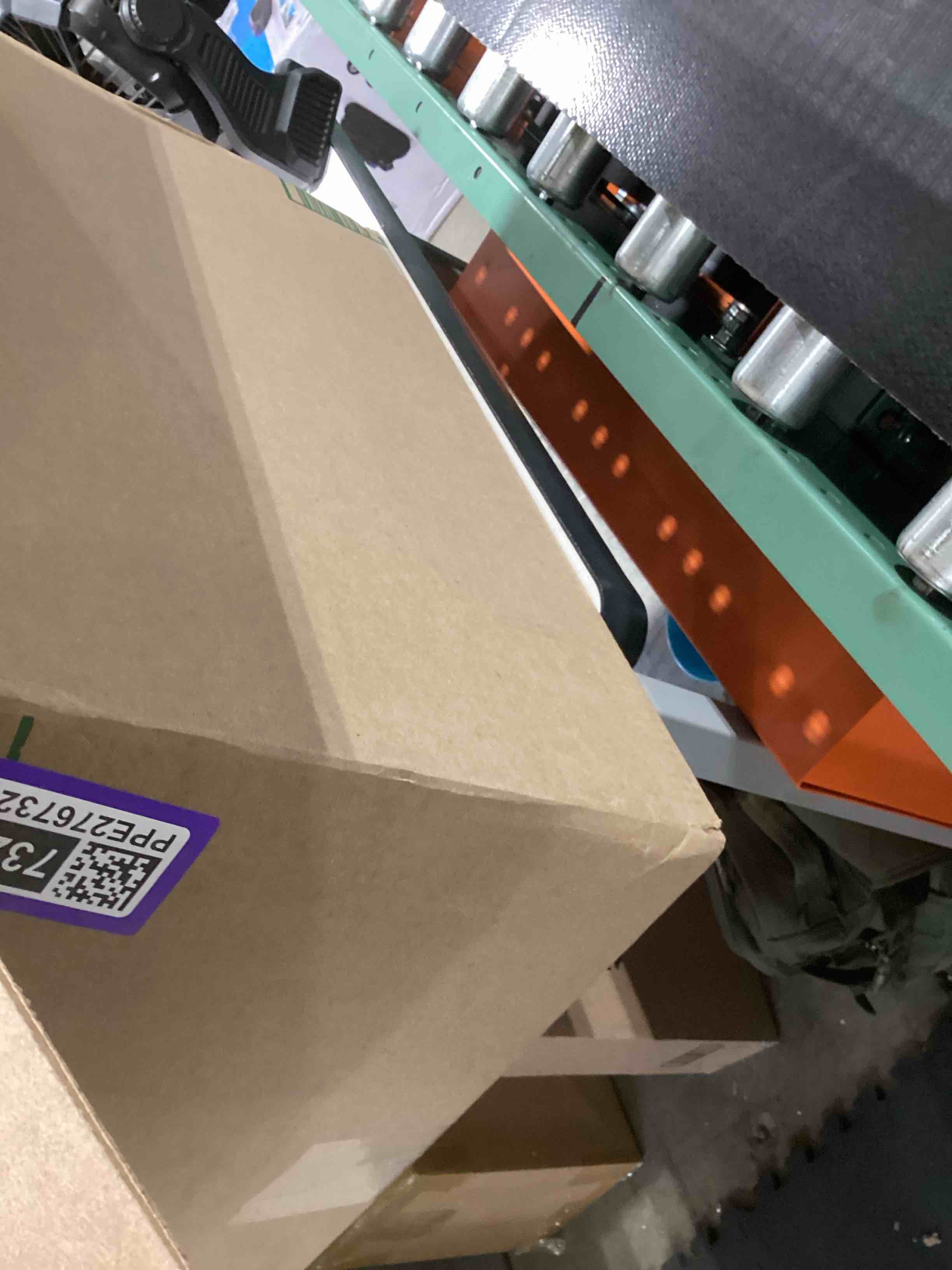 https://s3.amazonaws.com/lotting-images-prod/bidfta/PPE2767323_1758212405964.jpeg