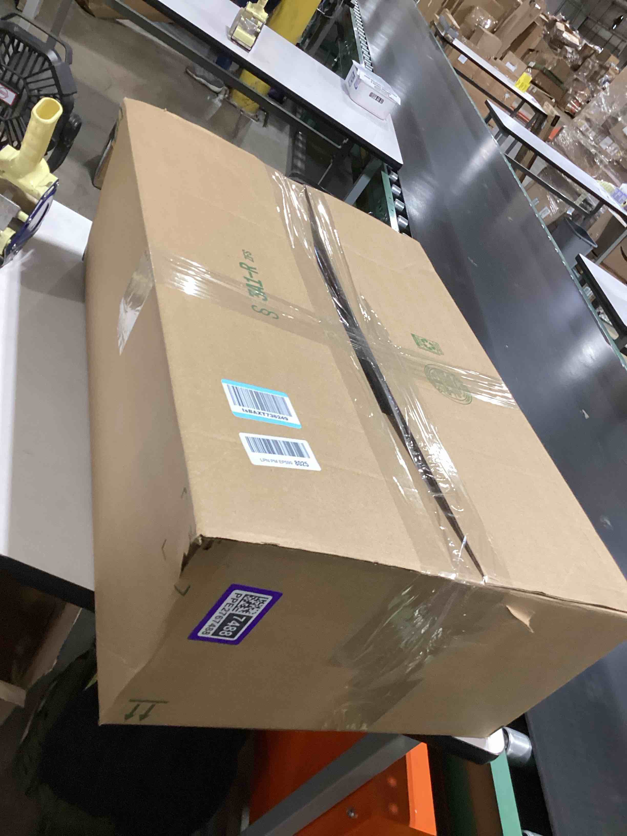 https://s3.amazonaws.com/lotting-images-prod/bidfta/PPE2767488_1758551838649.jpeg