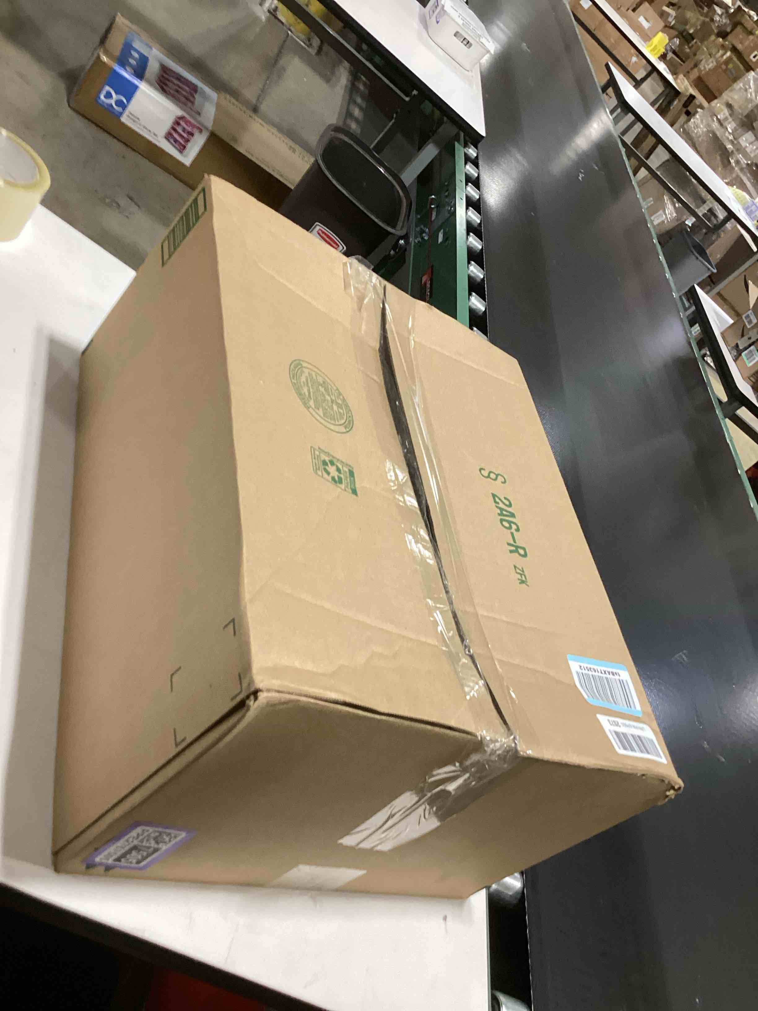 https://s3.amazonaws.com/lotting-images-prod/bidfta/PPE2767505_1758554577572.jpeg