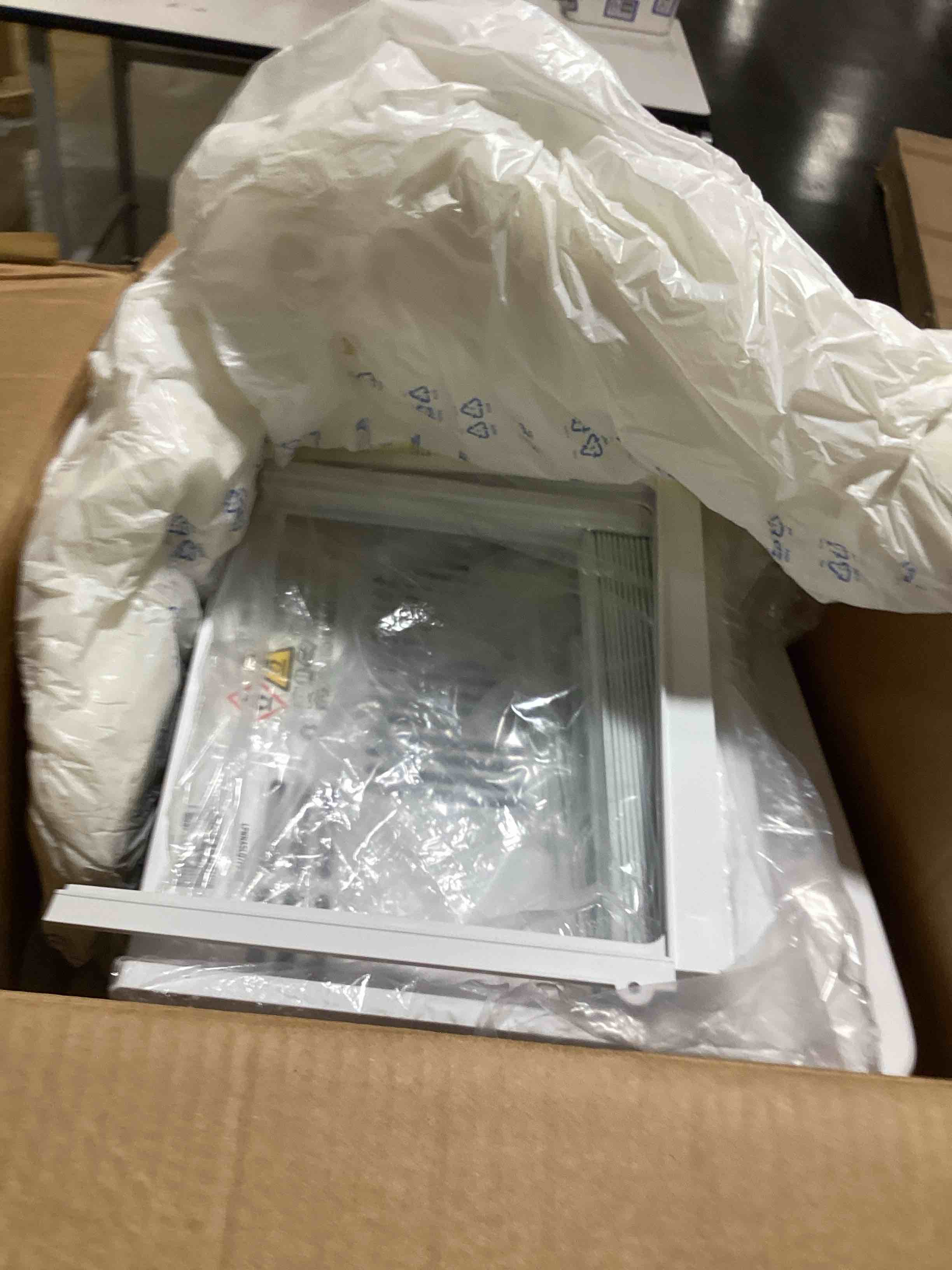 https://s3.amazonaws.com/lotting-images-prod/bidfta/PPE2767612_1758628307109.jpeg