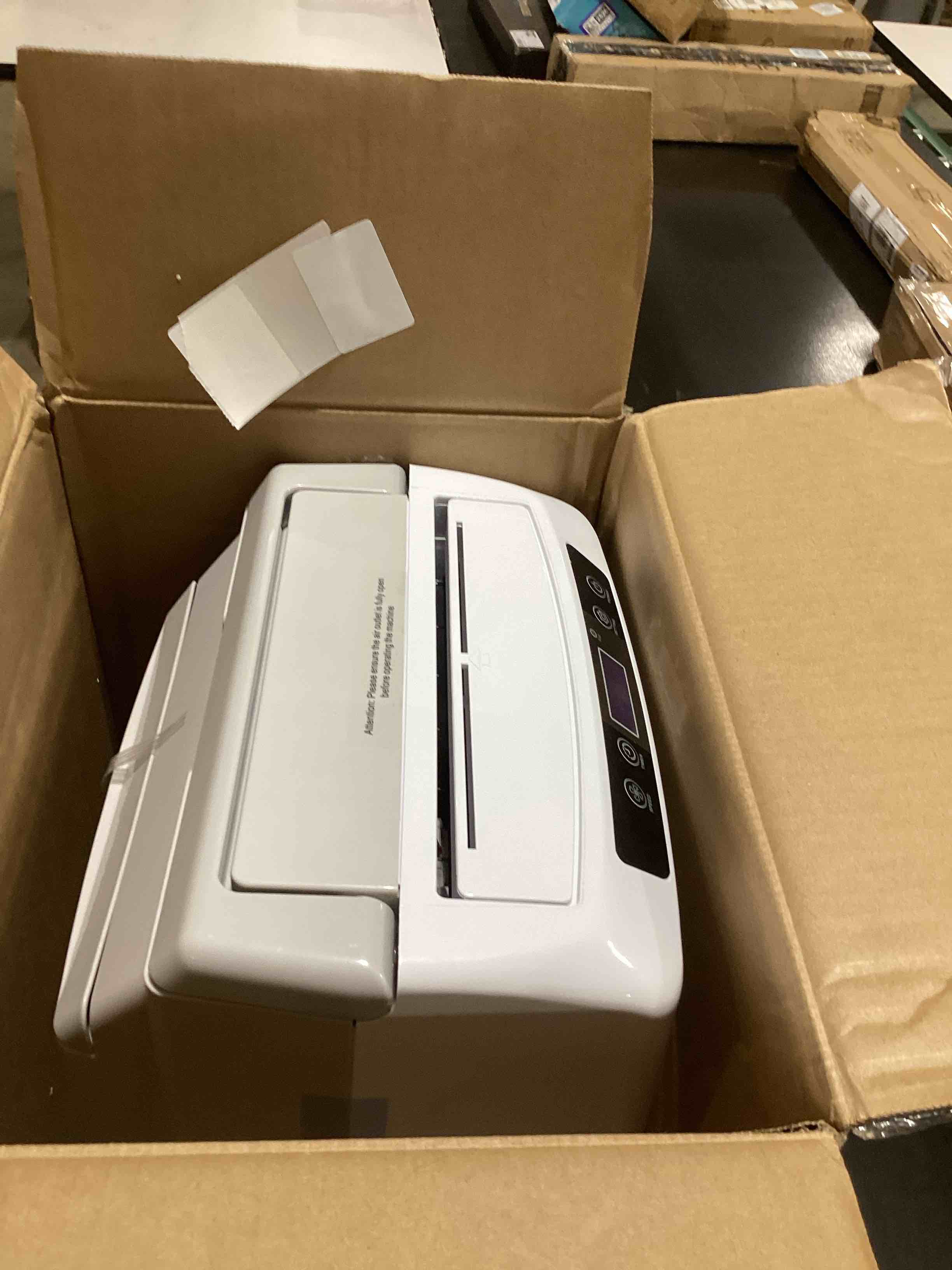 https://s3.amazonaws.com/lotting-images-prod/bidfta/PPE2767622_1758629384431.jpeg