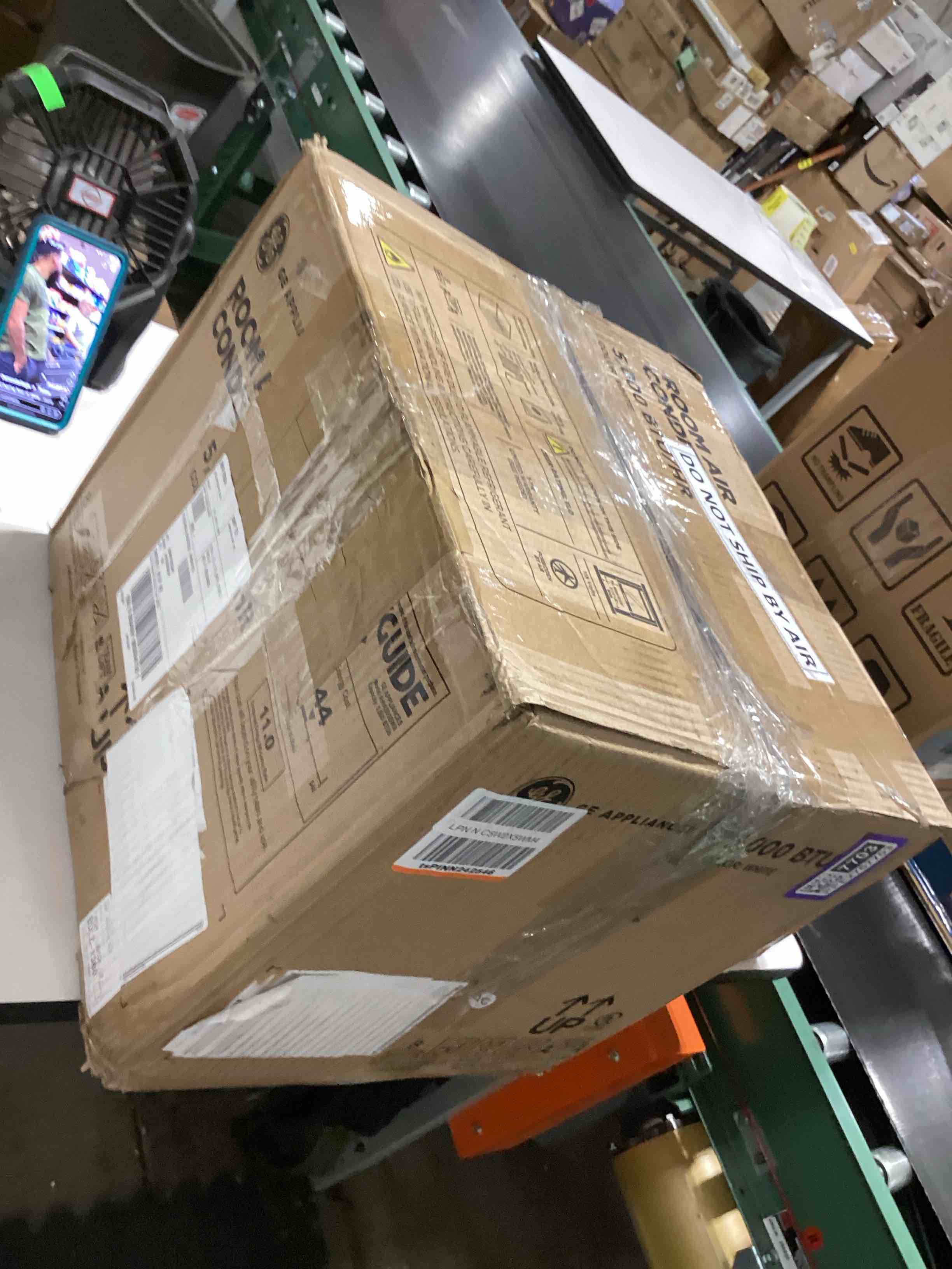 https://s3.amazonaws.com/lotting-images-prod/bidfta/PPE2767703_1758639538501.jpeg