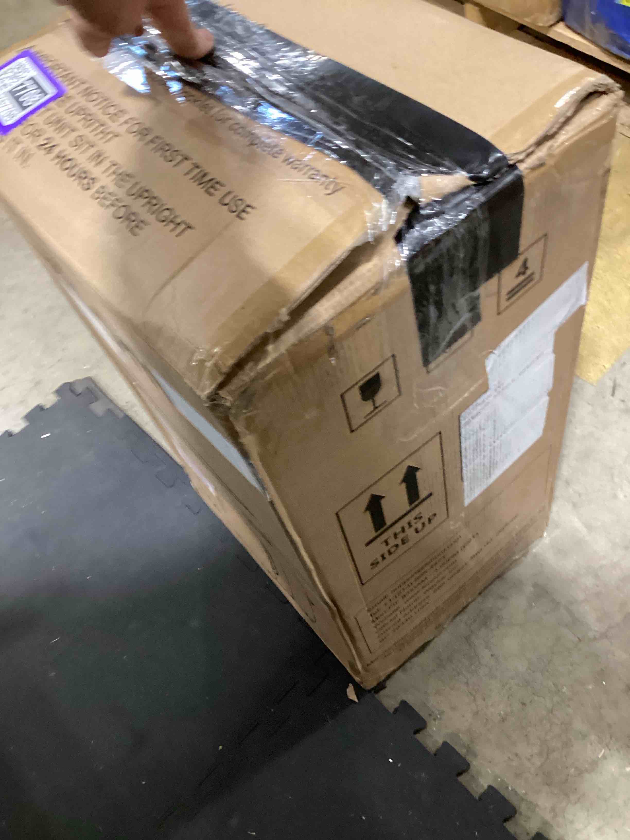 https://s3.amazonaws.com/lotting-images-prod/bidfta/PPE2767708_1758640448452.jpeg