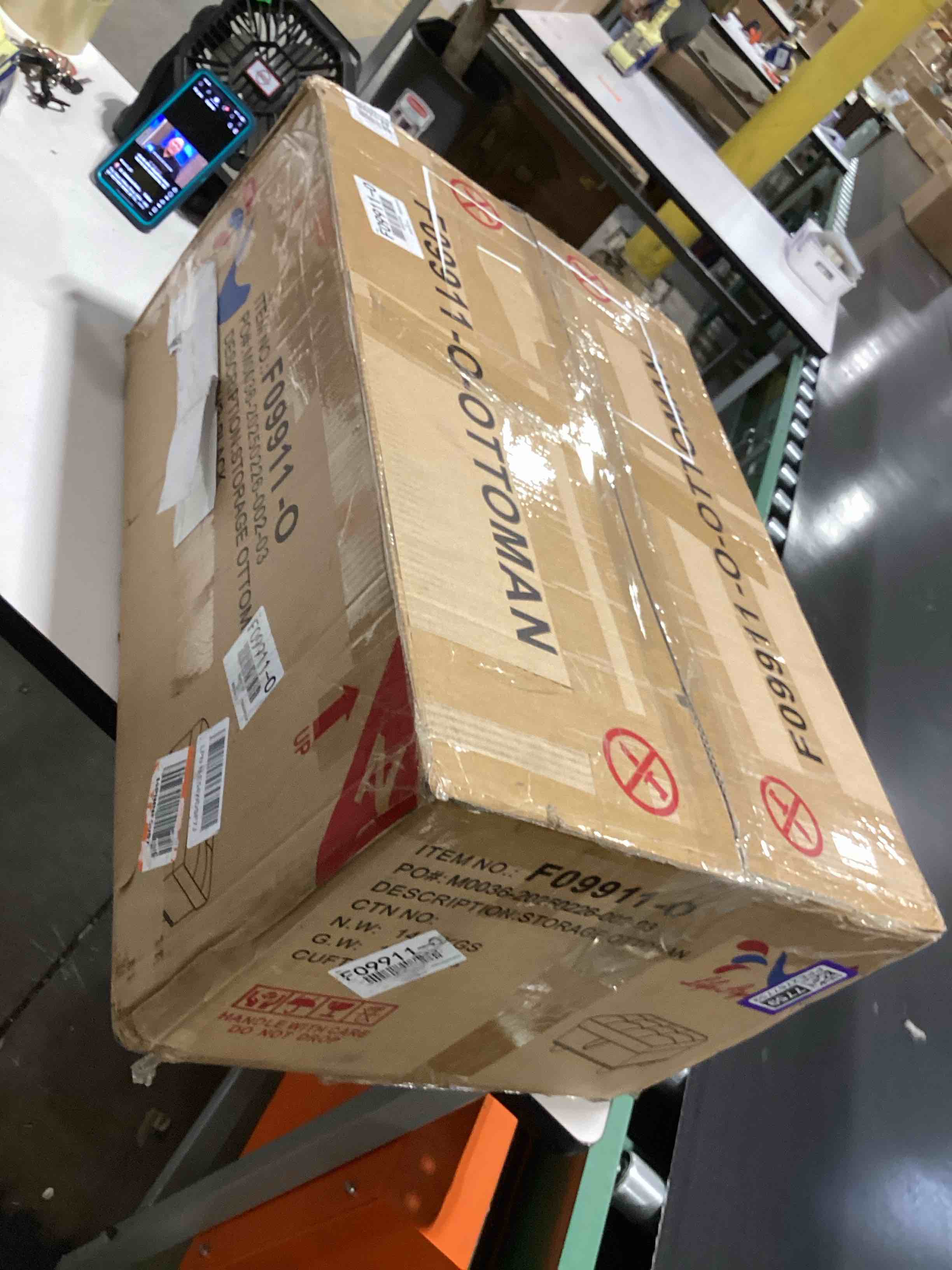 https://s3.amazonaws.com/lotting-images-prod/bidfta/PPE2767759_1758646845813.jpeg