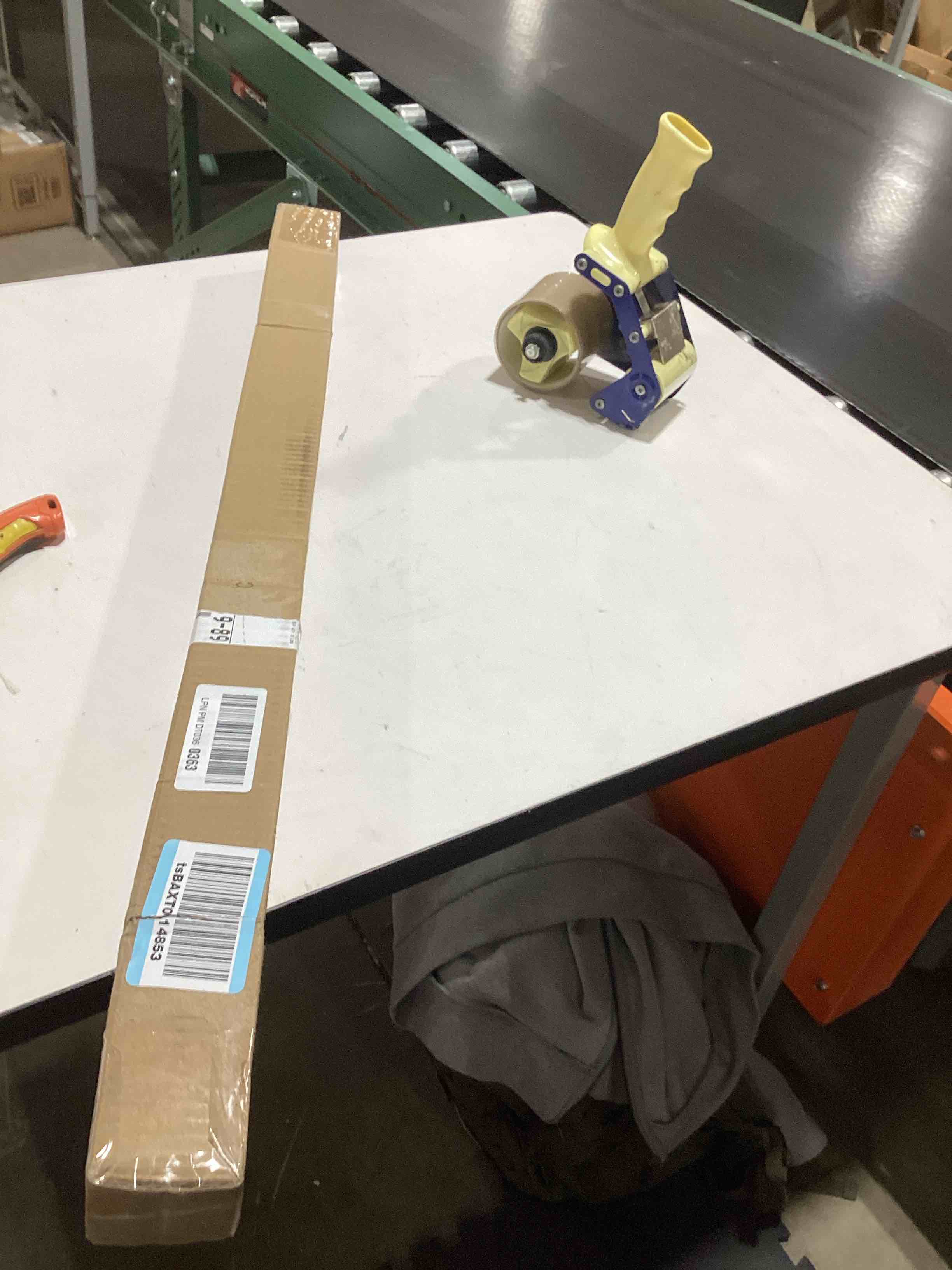 https://s3.amazonaws.com/lotting-images-prod/bidfta/PPE2767904_1758713662400.jpeg