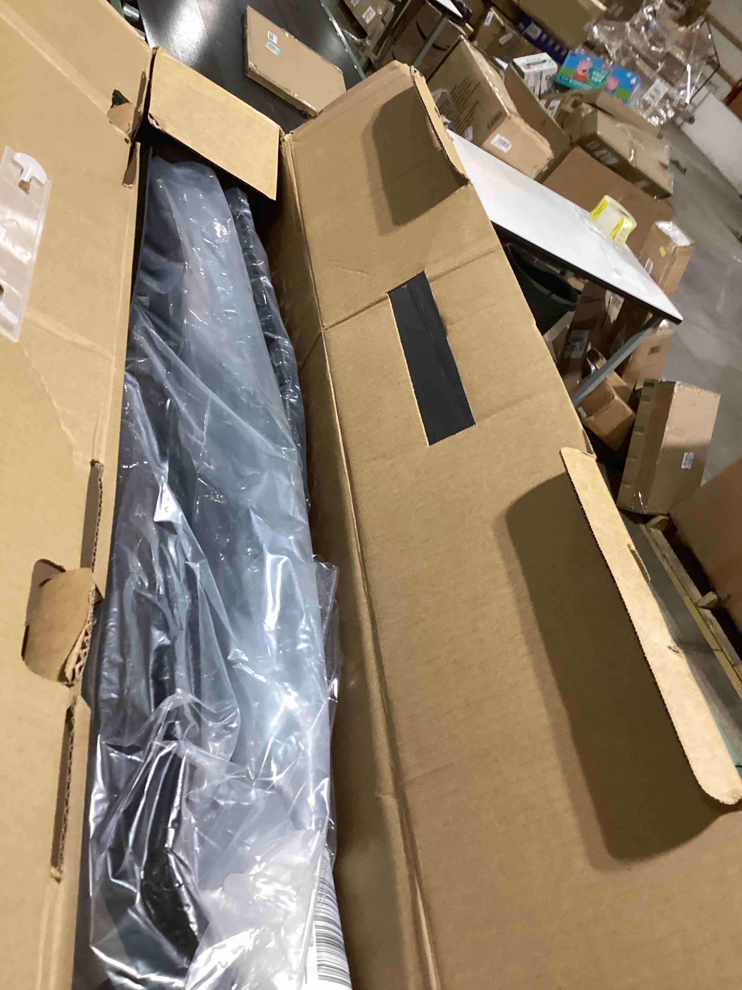 https://s3.amazonaws.com/lotting-images-prod/bidfta/PPE2767929_1758716633561.jpeg