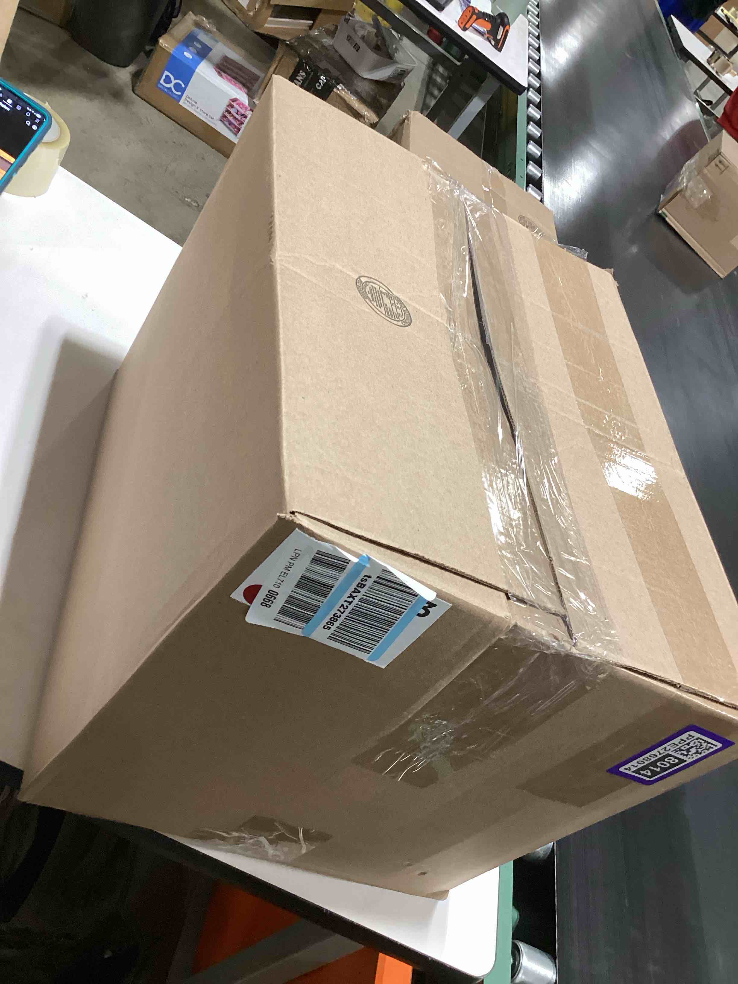 https://s3.amazonaws.com/lotting-images-prod/bidfta/PPE2768014_1758725496222.jpeg