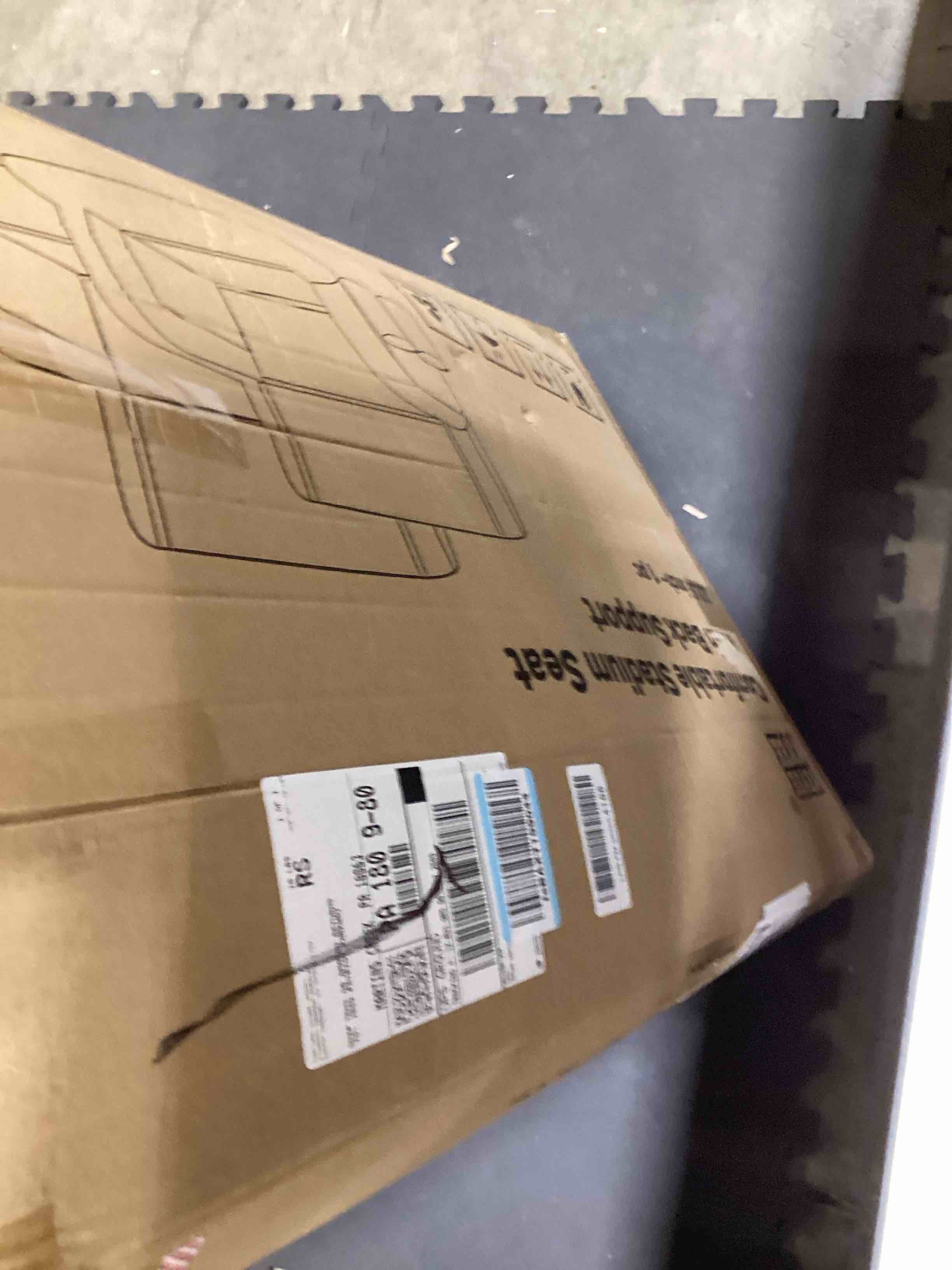 https://s3.amazonaws.com/lotting-images-prod/bidfta/PPE2768032_1758727217203.jpeg