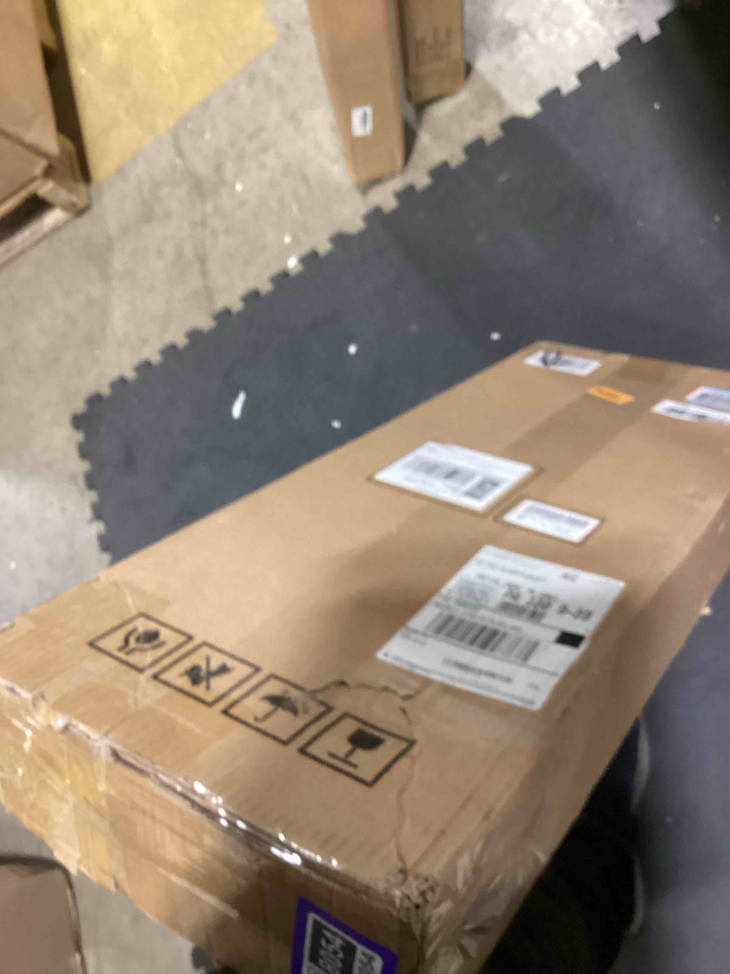 https://s3.amazonaws.com/lotting-images-prod/bidfta/PPE2768054_1758732128637.jpeg