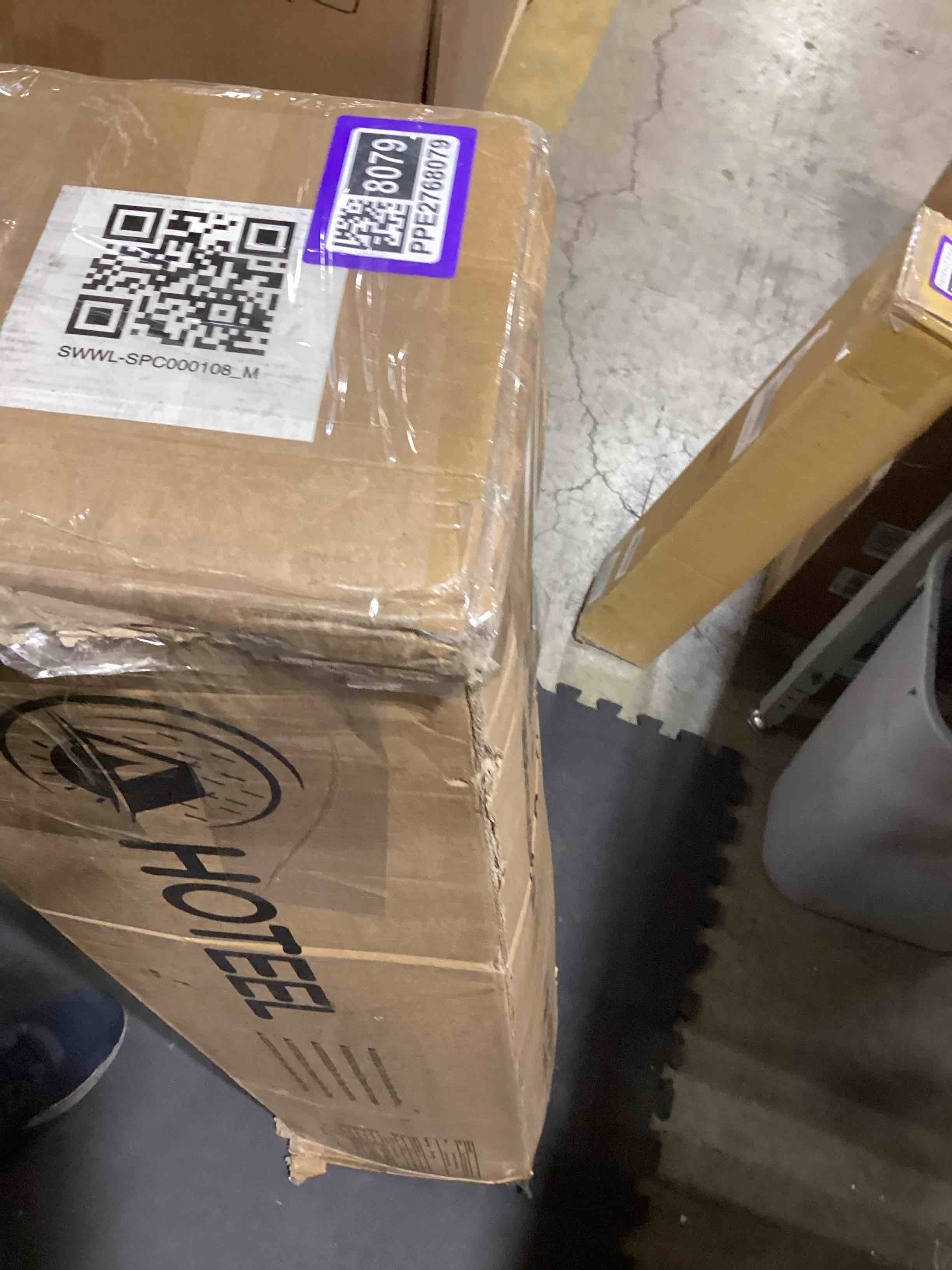 https://s3.amazonaws.com/lotting-images-prod/bidfta/PPE2768079_1758734481741.jpeg