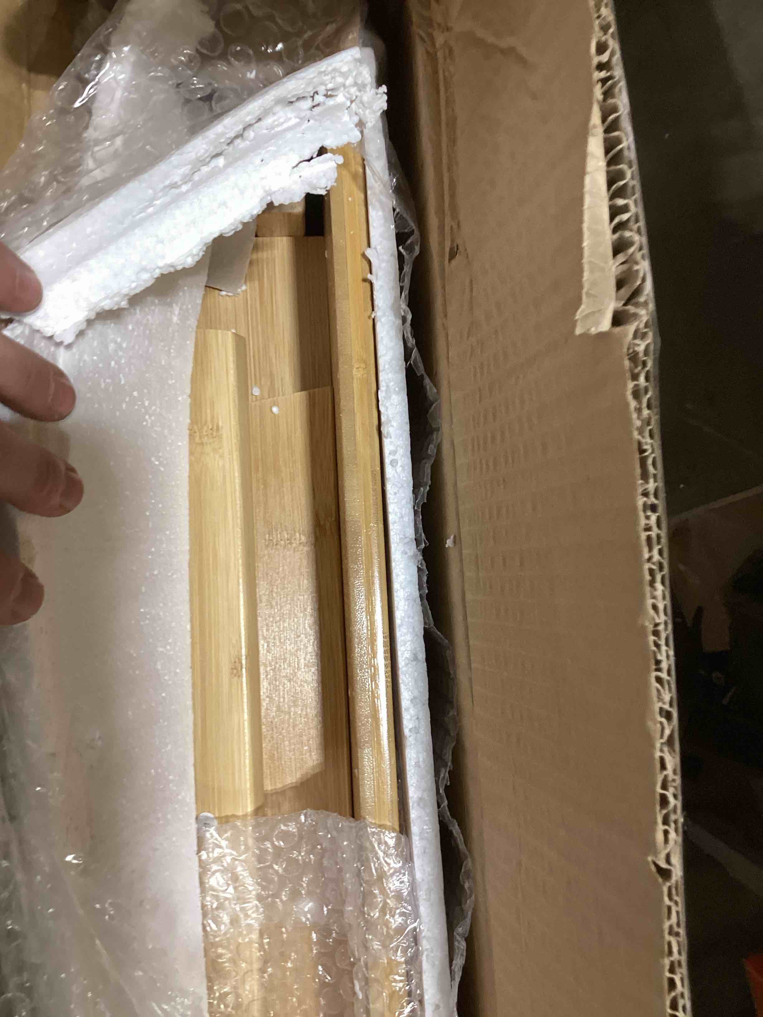 https://s3.amazonaws.com/lotting-images-prod/bidfta/PPE2768221_1758809481510.jpeg
