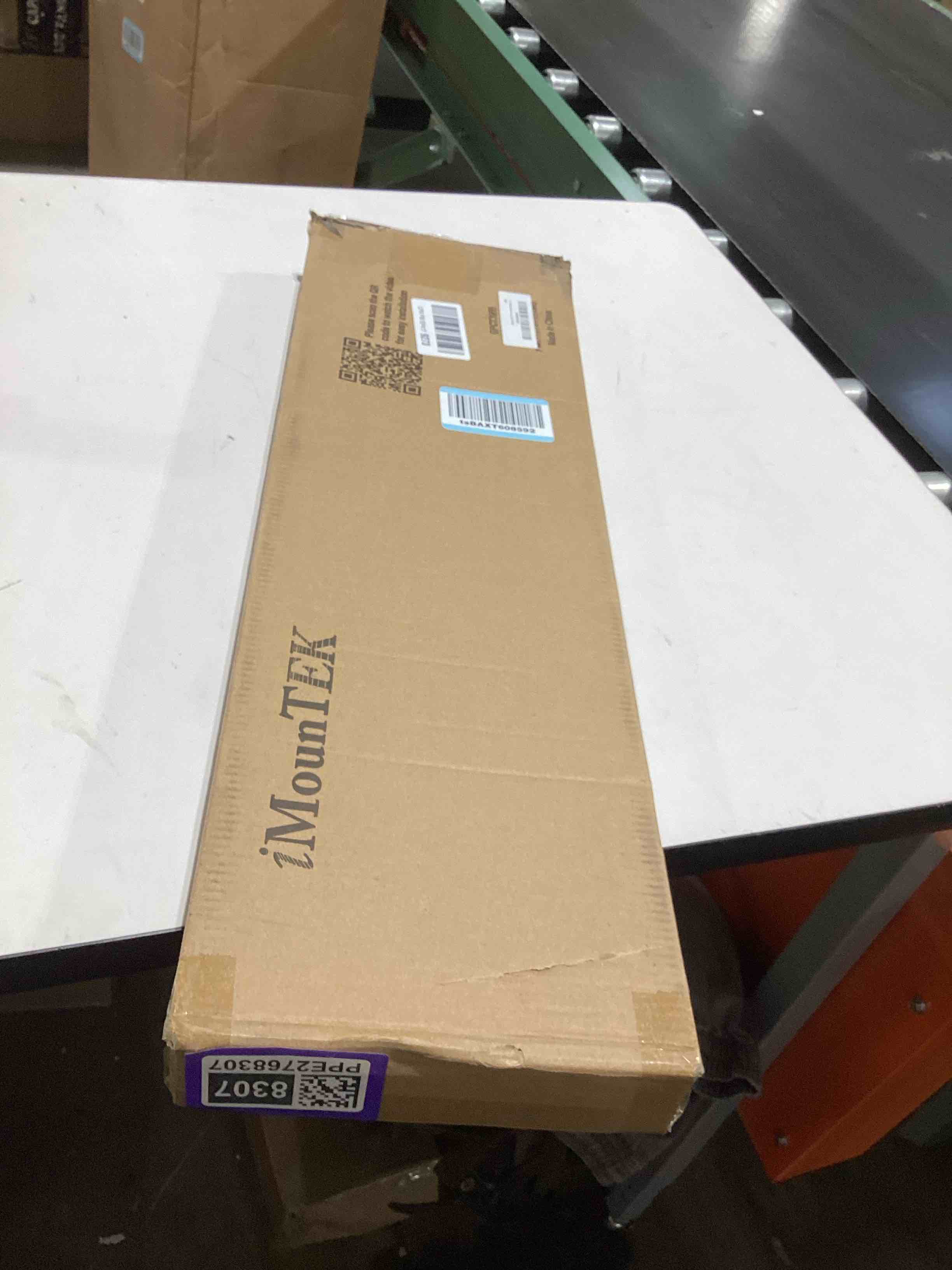 https://s3.amazonaws.com/lotting-images-prod/bidfta/PPE2768307_1758817795537.jpeg