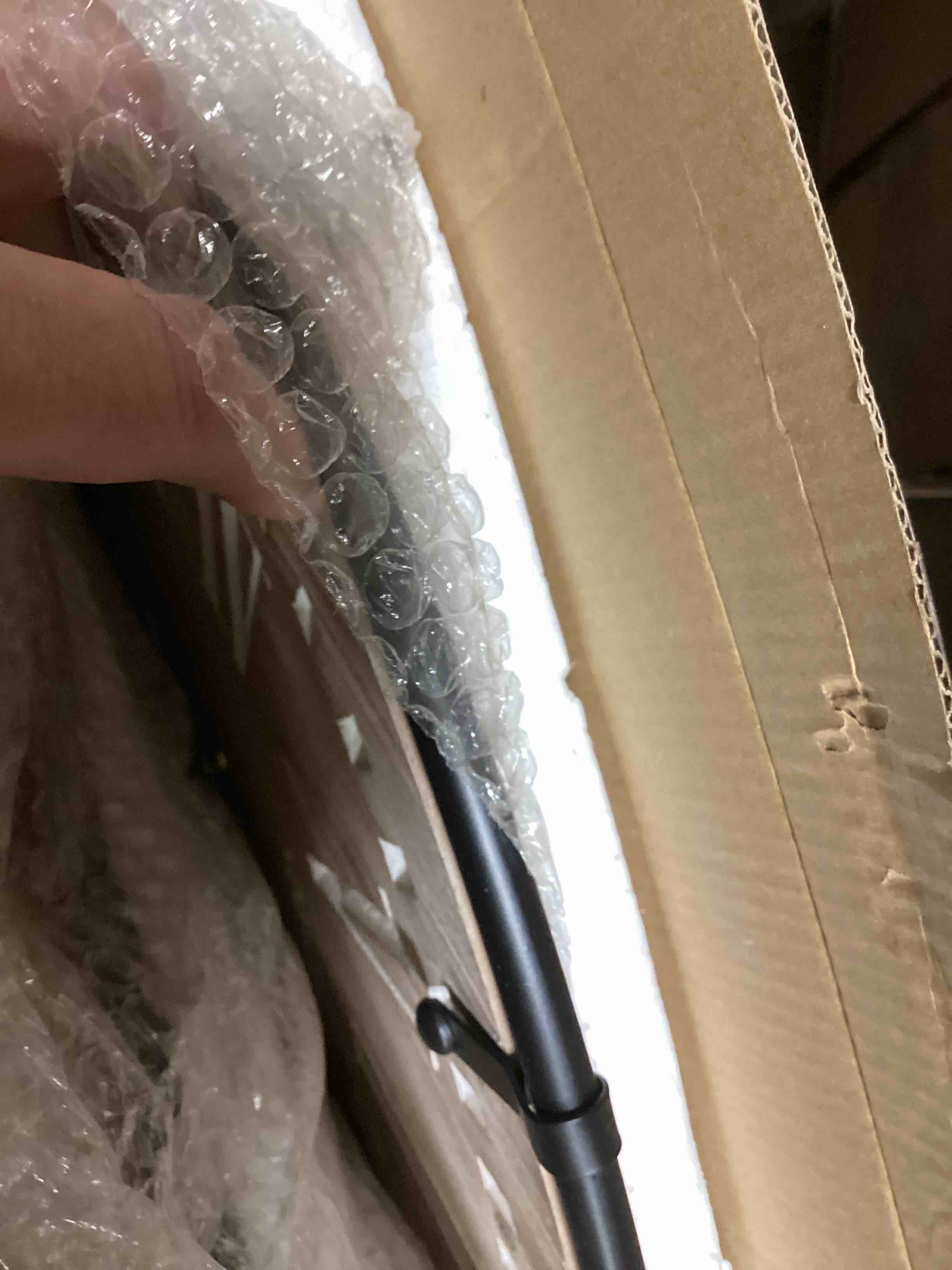 https://s3.amazonaws.com/lotting-images-prod/bidfta/PPE2768474_1758891123721.jpeg