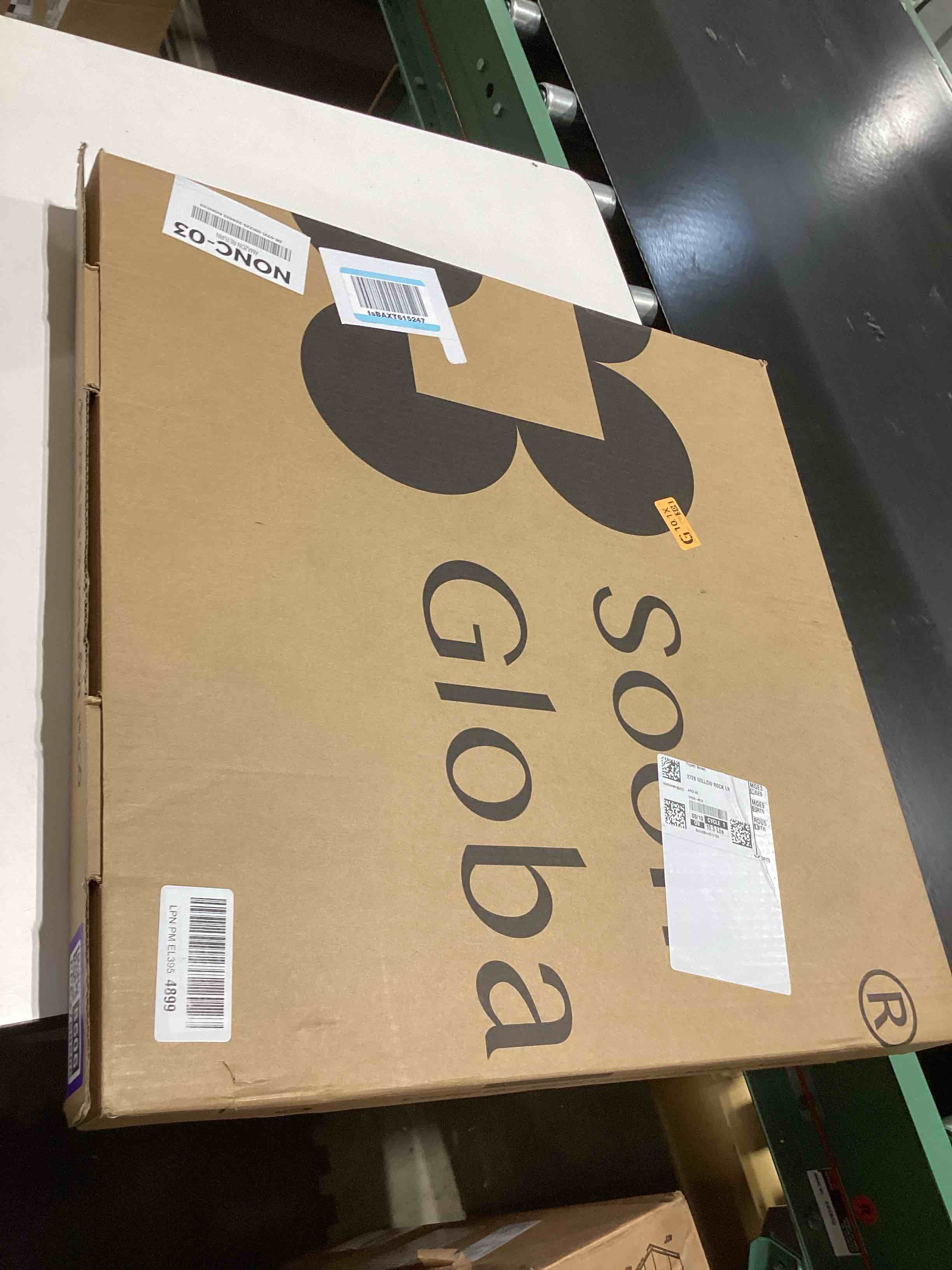 https://s3.amazonaws.com/lotting-images-prod/bidfta/PPE2768506_1758895360472.jpeg