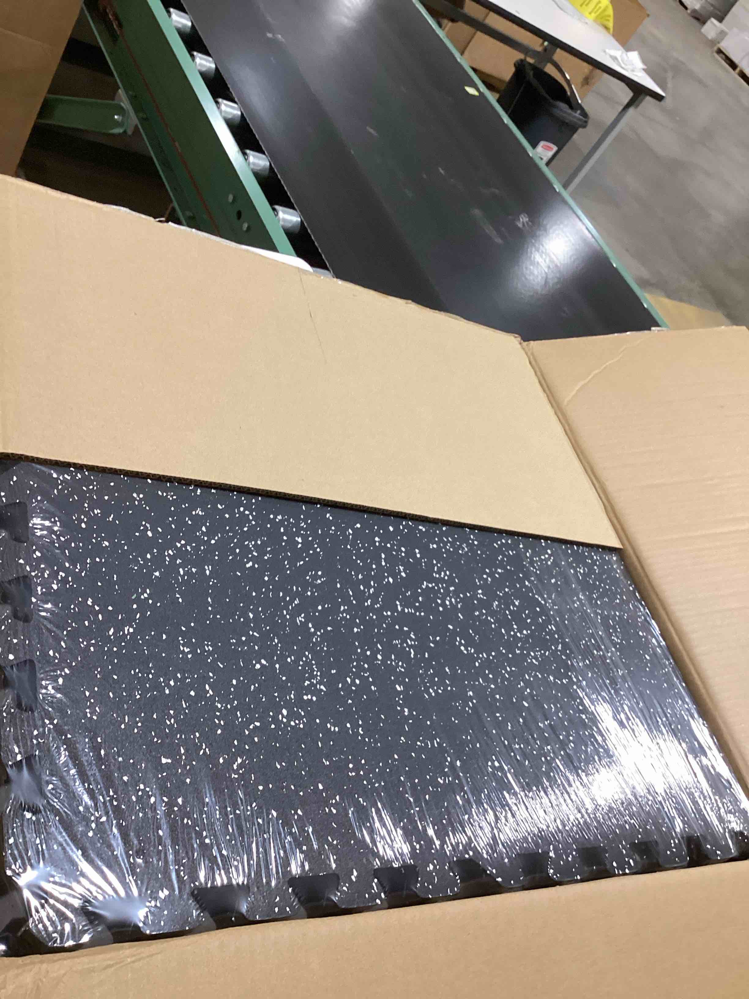 https://s3.amazonaws.com/lotting-images-prod/bidfta/PPE2768559_1759144933124.jpeg