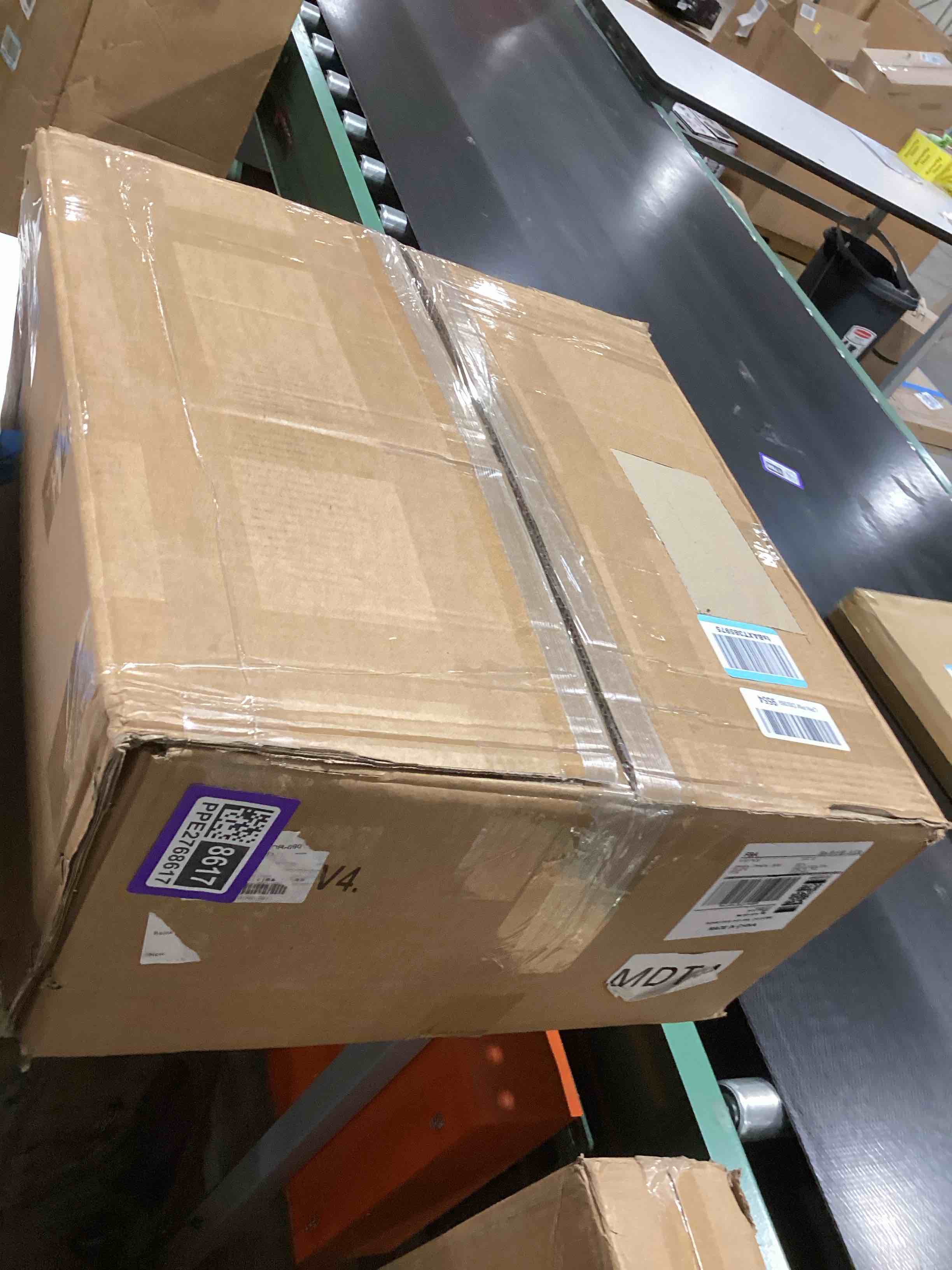 https://s3.amazonaws.com/lotting-images-prod/bidfta/PPE2768617_1759152401897.jpeg