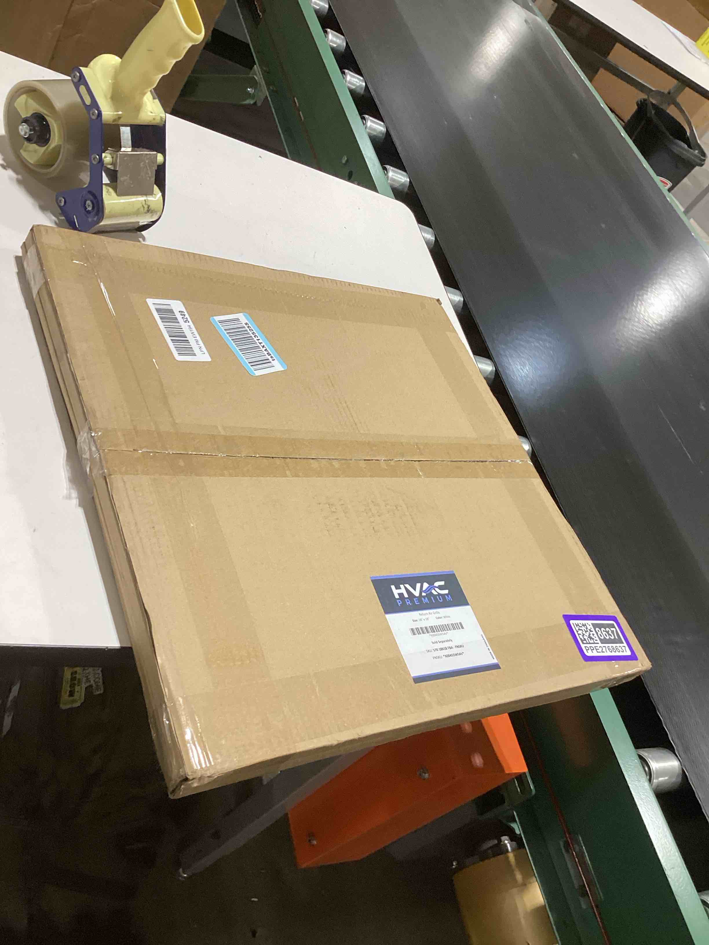 https://s3.amazonaws.com/lotting-images-prod/bidfta/PPE2768637_1759154205359.jpeg