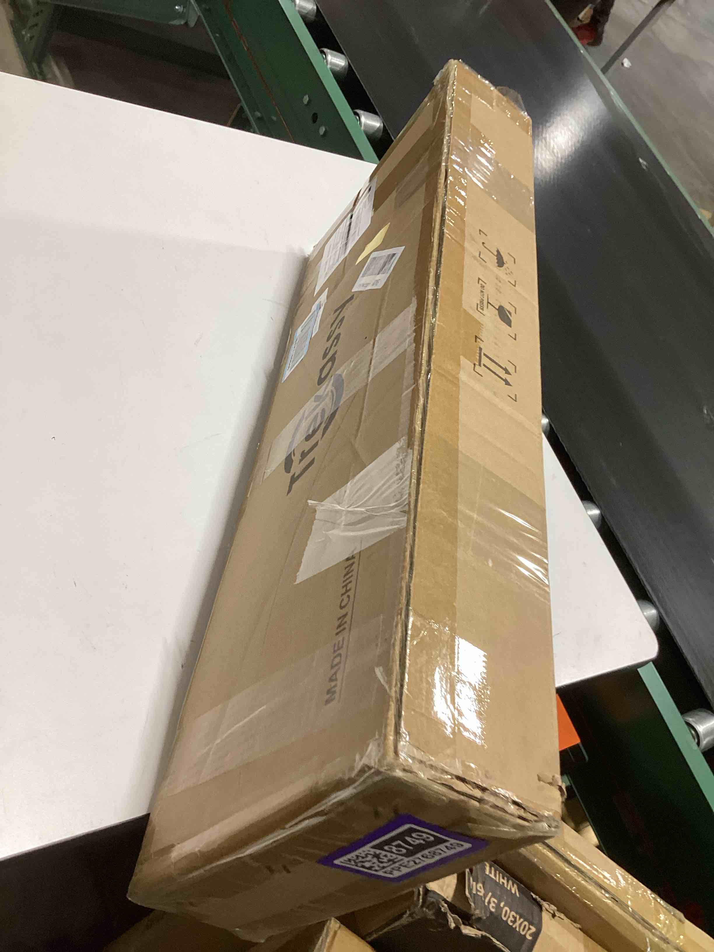 https://s3.amazonaws.com/lotting-images-prod/bidfta/PPE2768749_1759171363522.jpeg