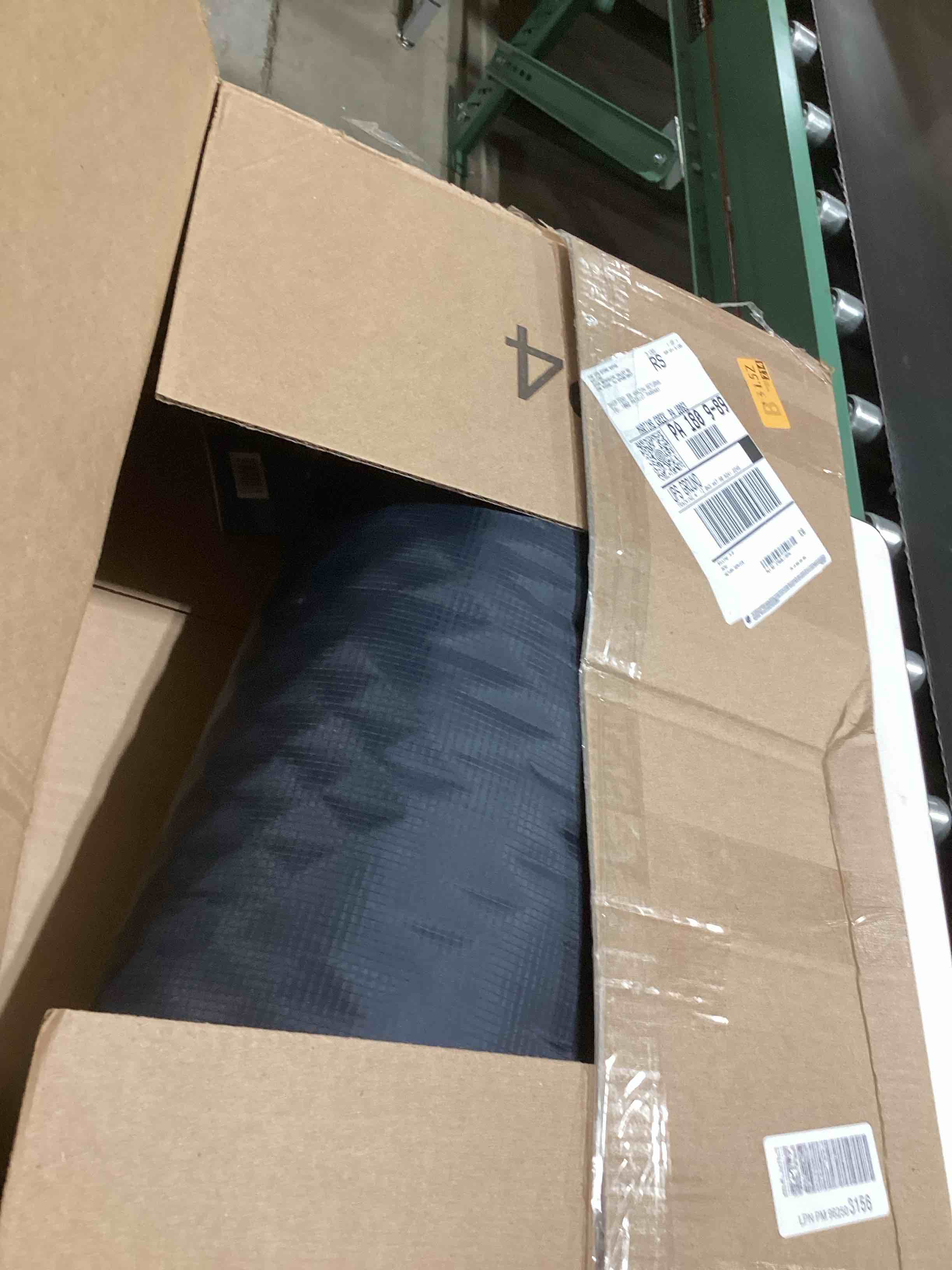 https://s3.amazonaws.com/lotting-images-prod/bidfta/PPE2768791_1759230753037.jpeg
