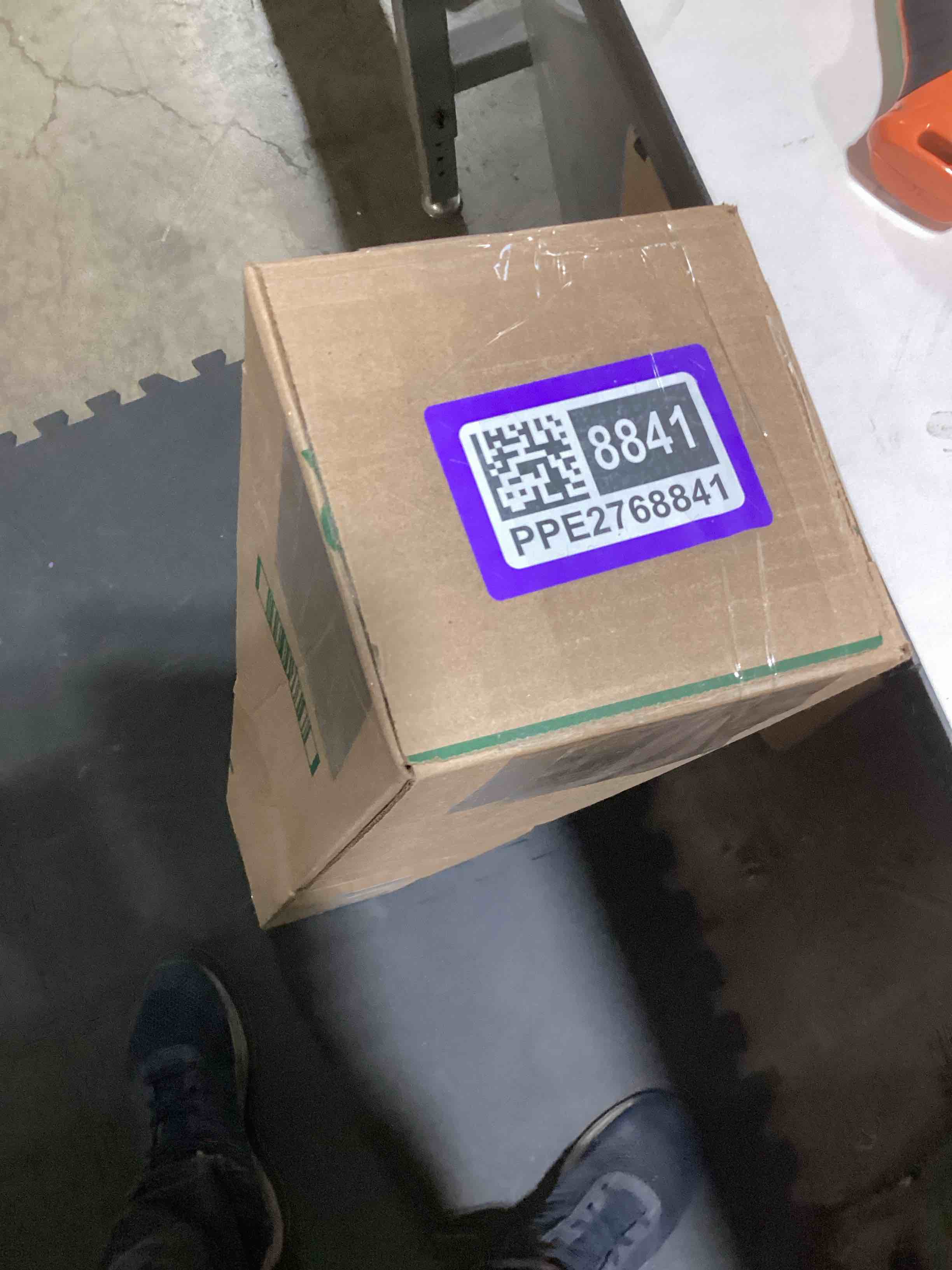 https://s3.amazonaws.com/lotting-images-prod/bidfta/PPE2768841_1759236452287.jpeg