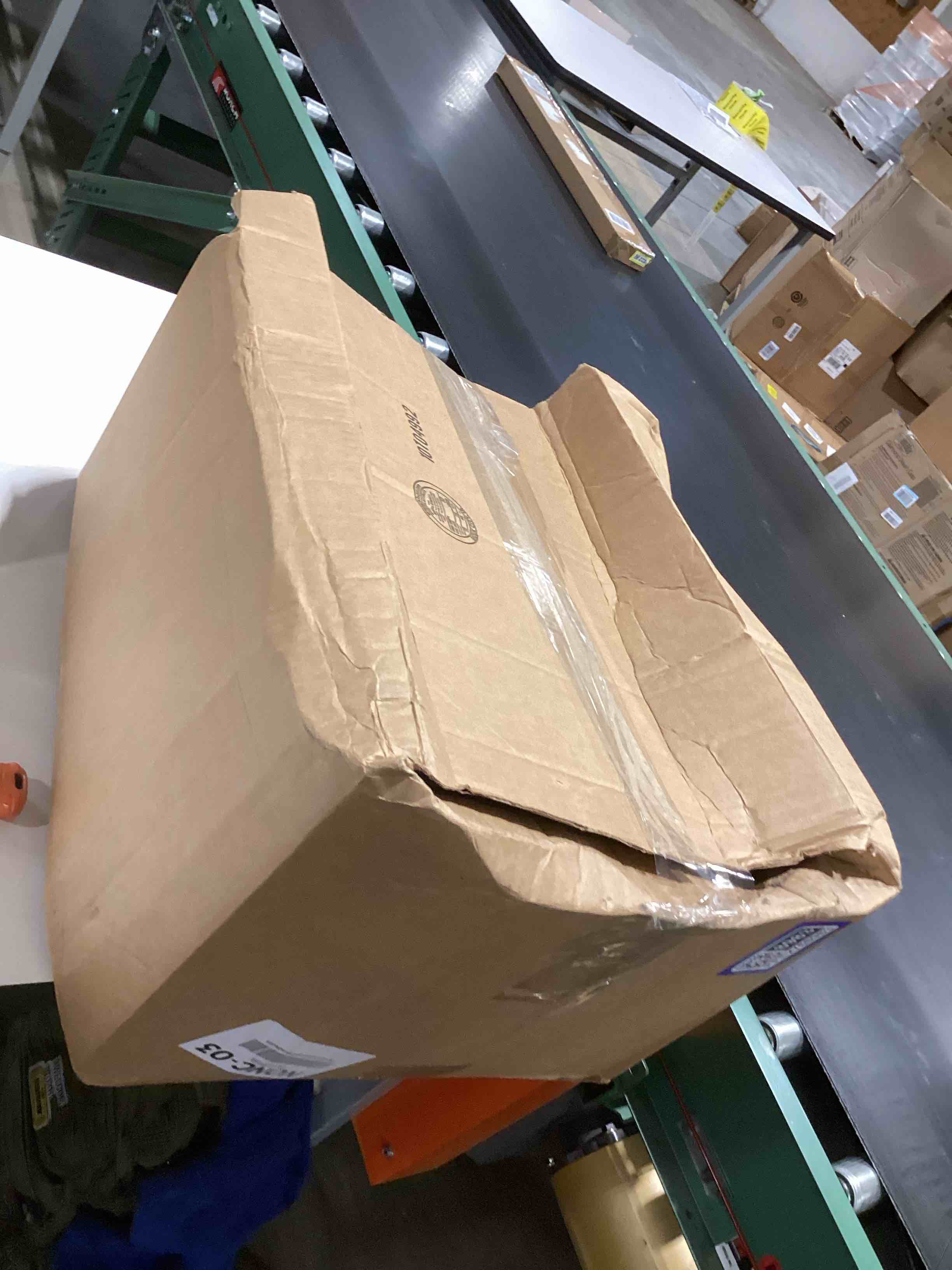 https://s3.amazonaws.com/lotting-images-prod/bidfta/PPE2768983_1759257833900.jpeg
