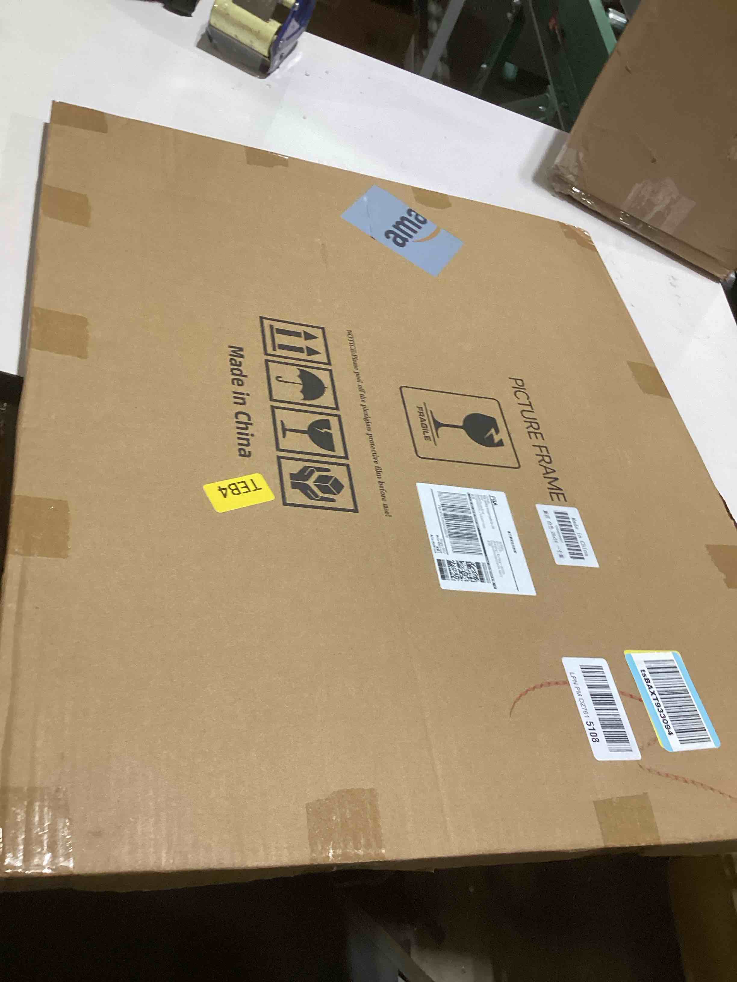 https://s3.amazonaws.com/lotting-images-prod/bidfta/PPE2769032_1759319259189.jpeg