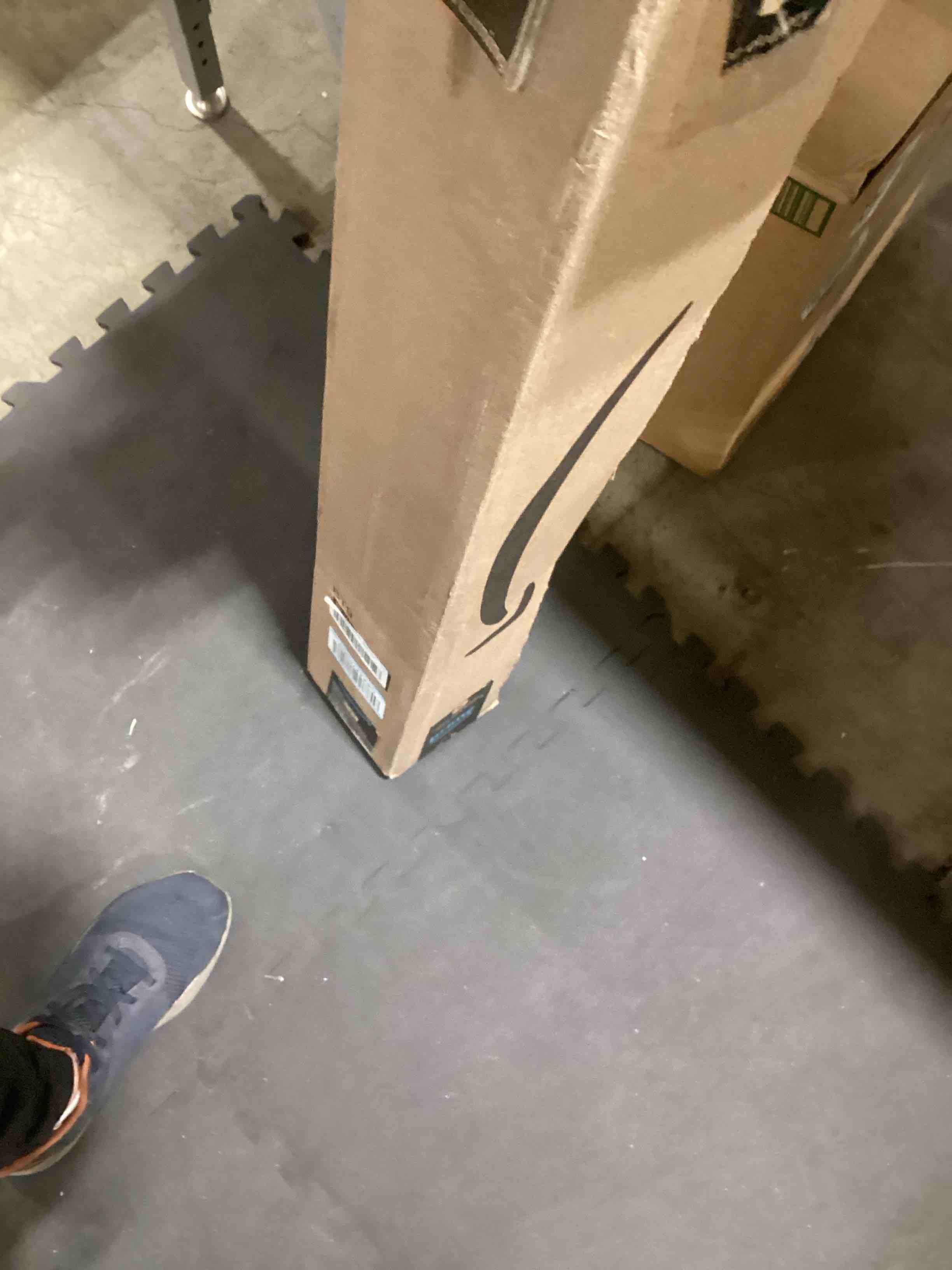 https://s3.amazonaws.com/lotting-images-prod/bidfta/PPE2769125_1759329515570.jpeg