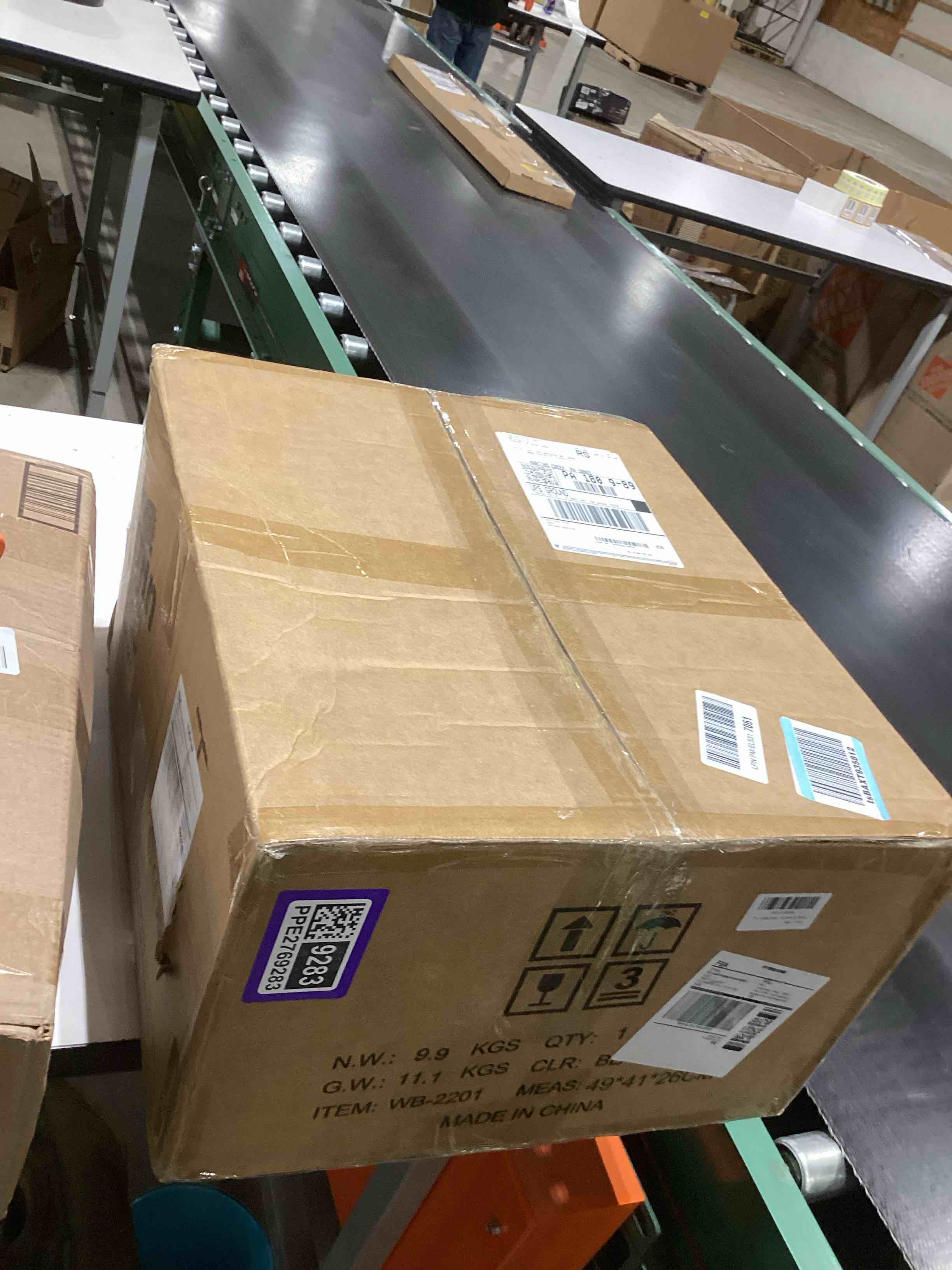 https://s3.amazonaws.com/lotting-images-prod/bidfta/PPE2769283_1759409711432.jpeg
