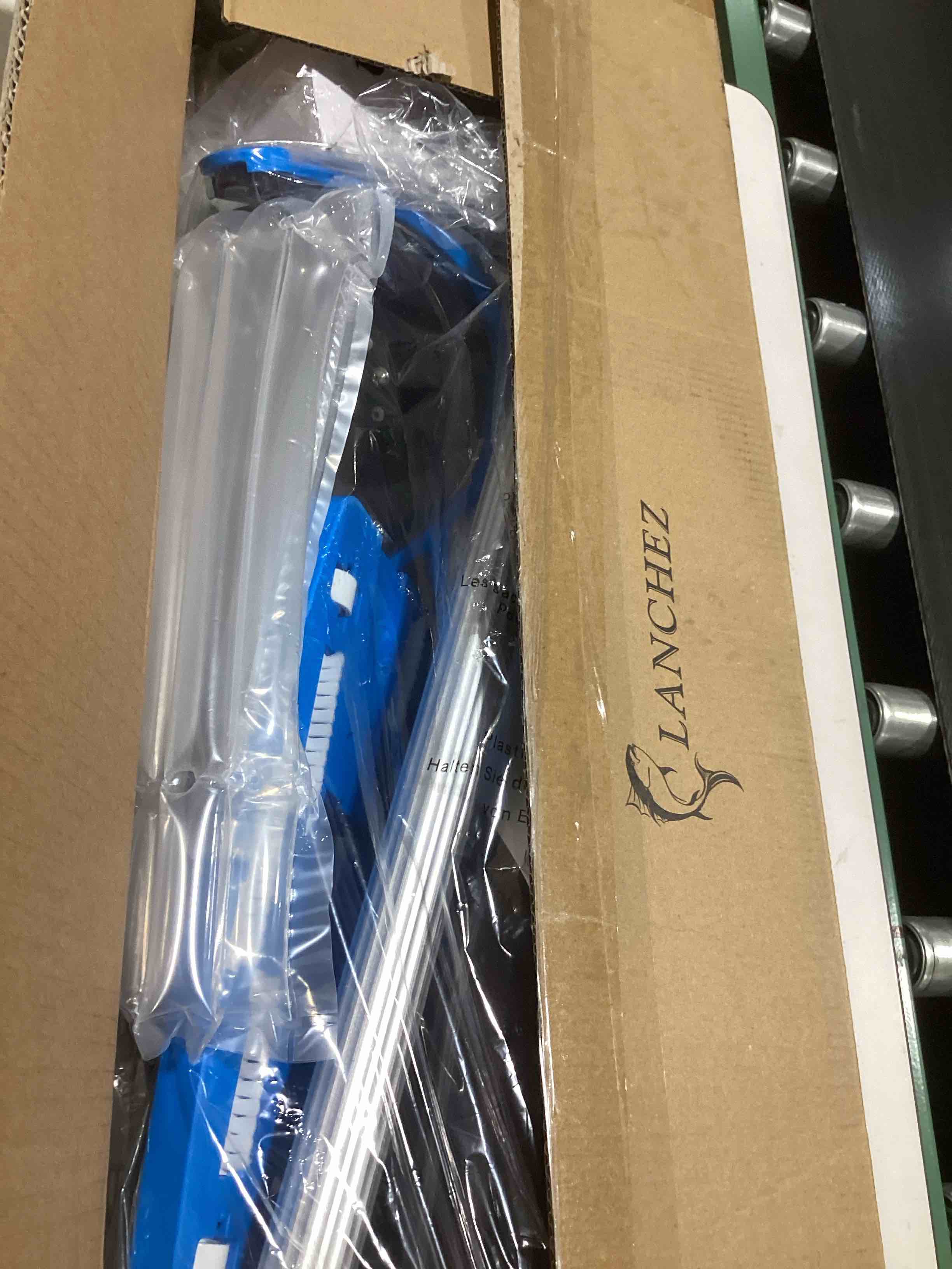 https://s3.amazonaws.com/lotting-images-prod/bidfta/PPE2769488_1759498302640.jpeg