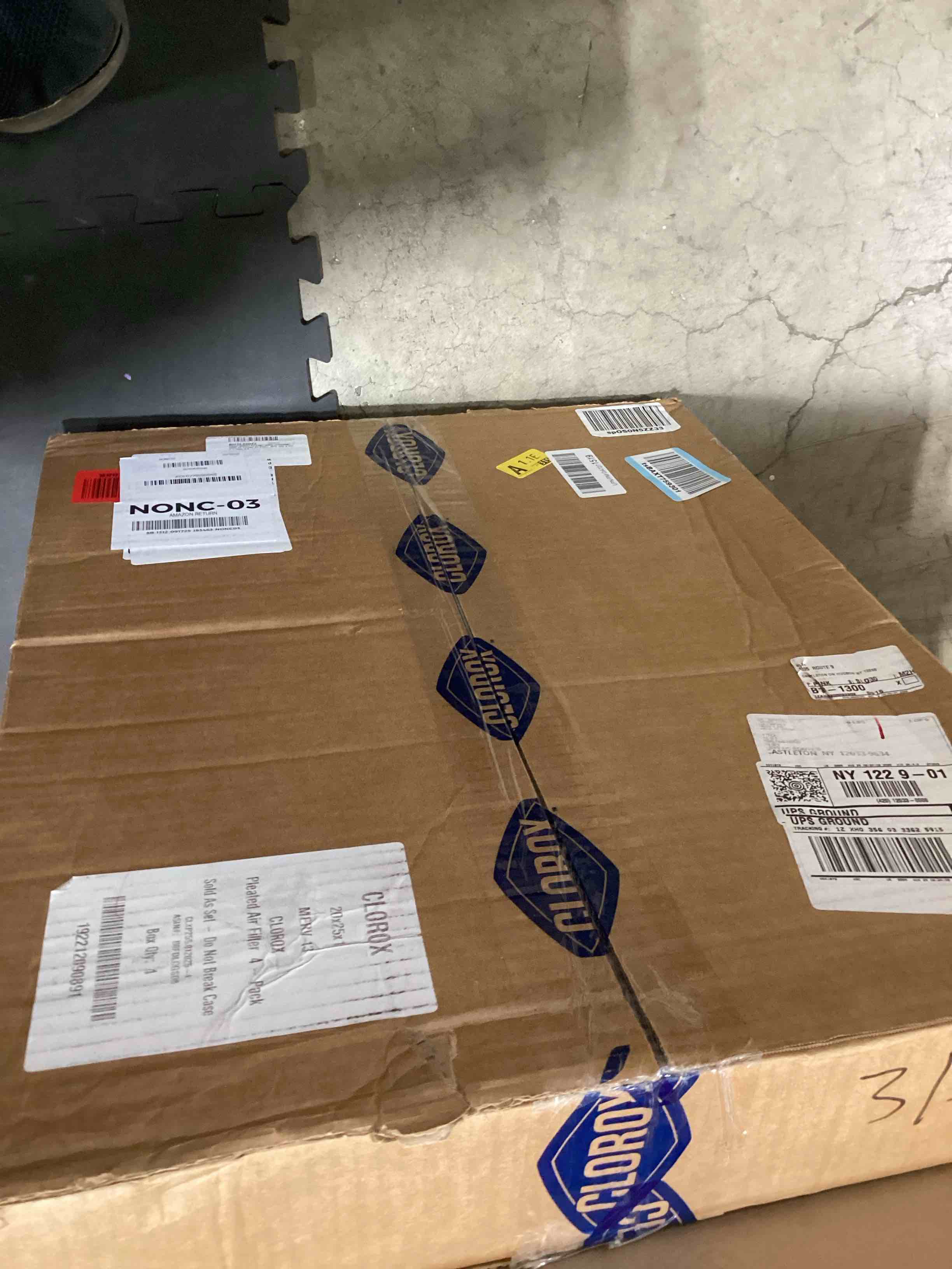 https://s3.amazonaws.com/lotting-images-prod/bidfta/PPE2769559_1759504754546.jpeg