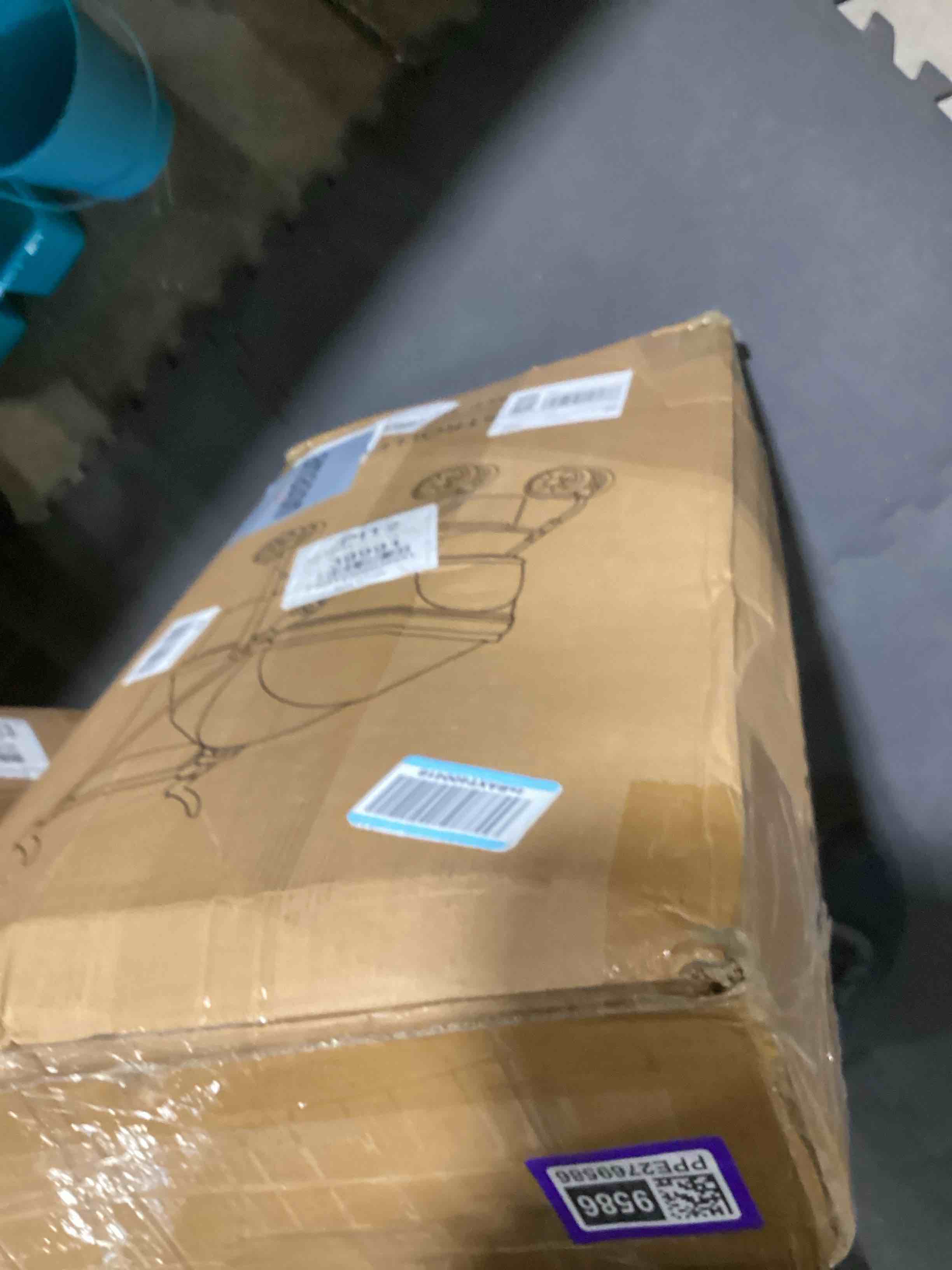 https://s3.amazonaws.com/lotting-images-prod/bidfta/PPE2769586_1759505711312.jpeg