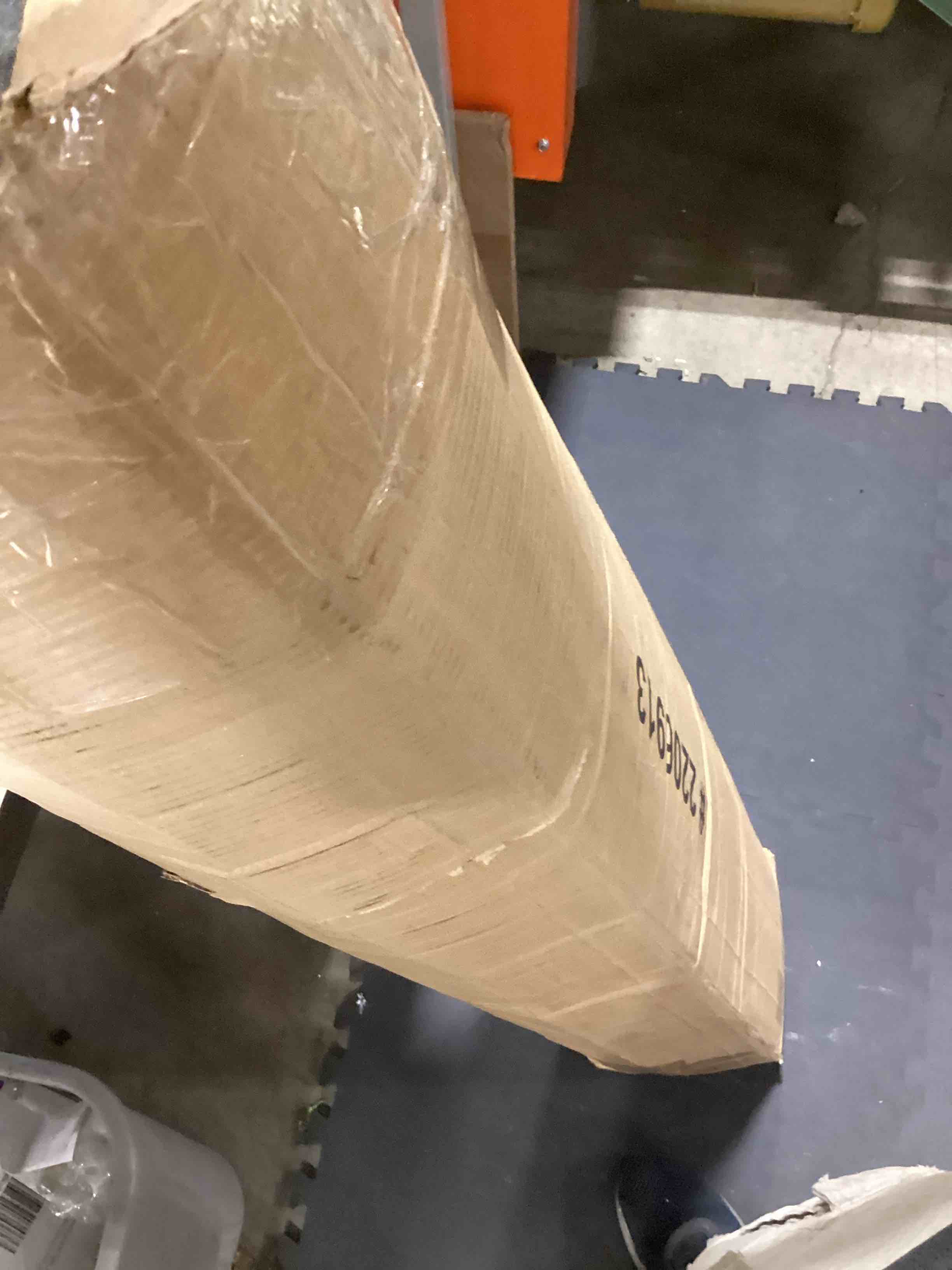 https://s3.amazonaws.com/lotting-images-prod/bidfta/PPE2769678_1759762054919.jpeg
