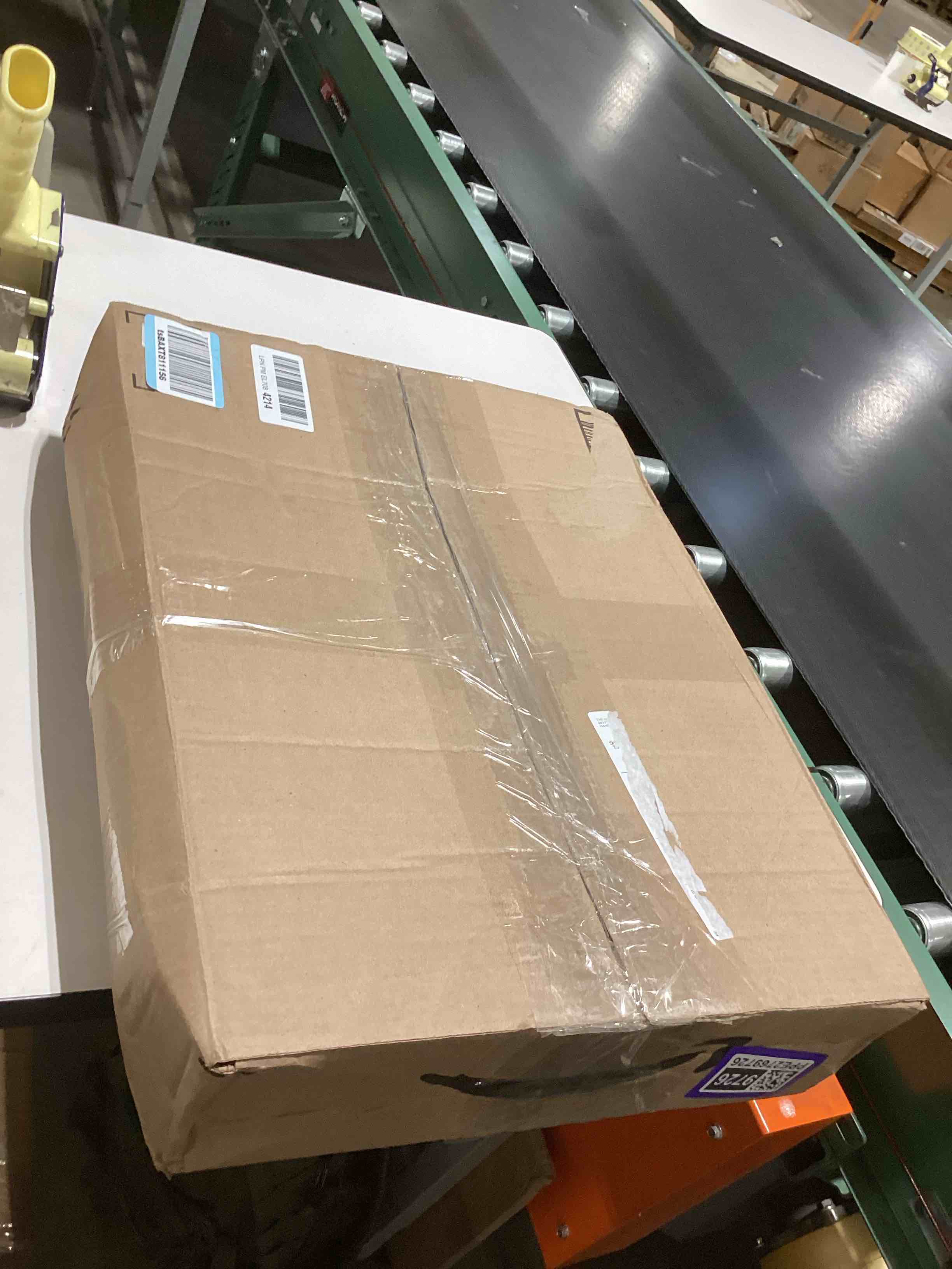 https://s3.amazonaws.com/lotting-images-prod/bidfta/PPE2769726_1759769484031.jpeg