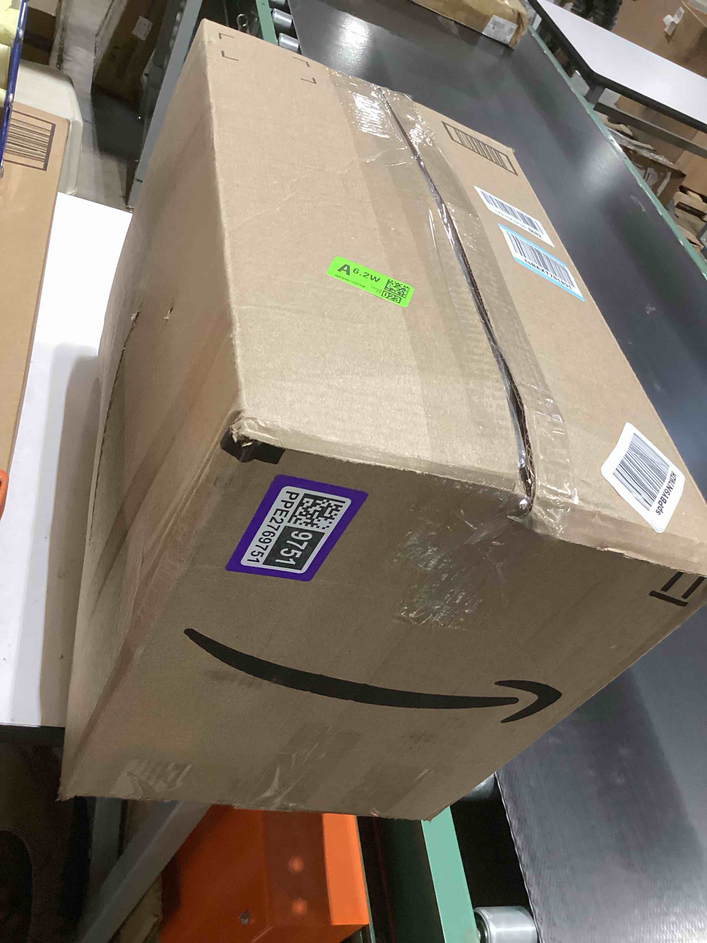 https://s3.amazonaws.com/lotting-images-prod/bidfta/PPE2769751_1759772896272.jpeg
