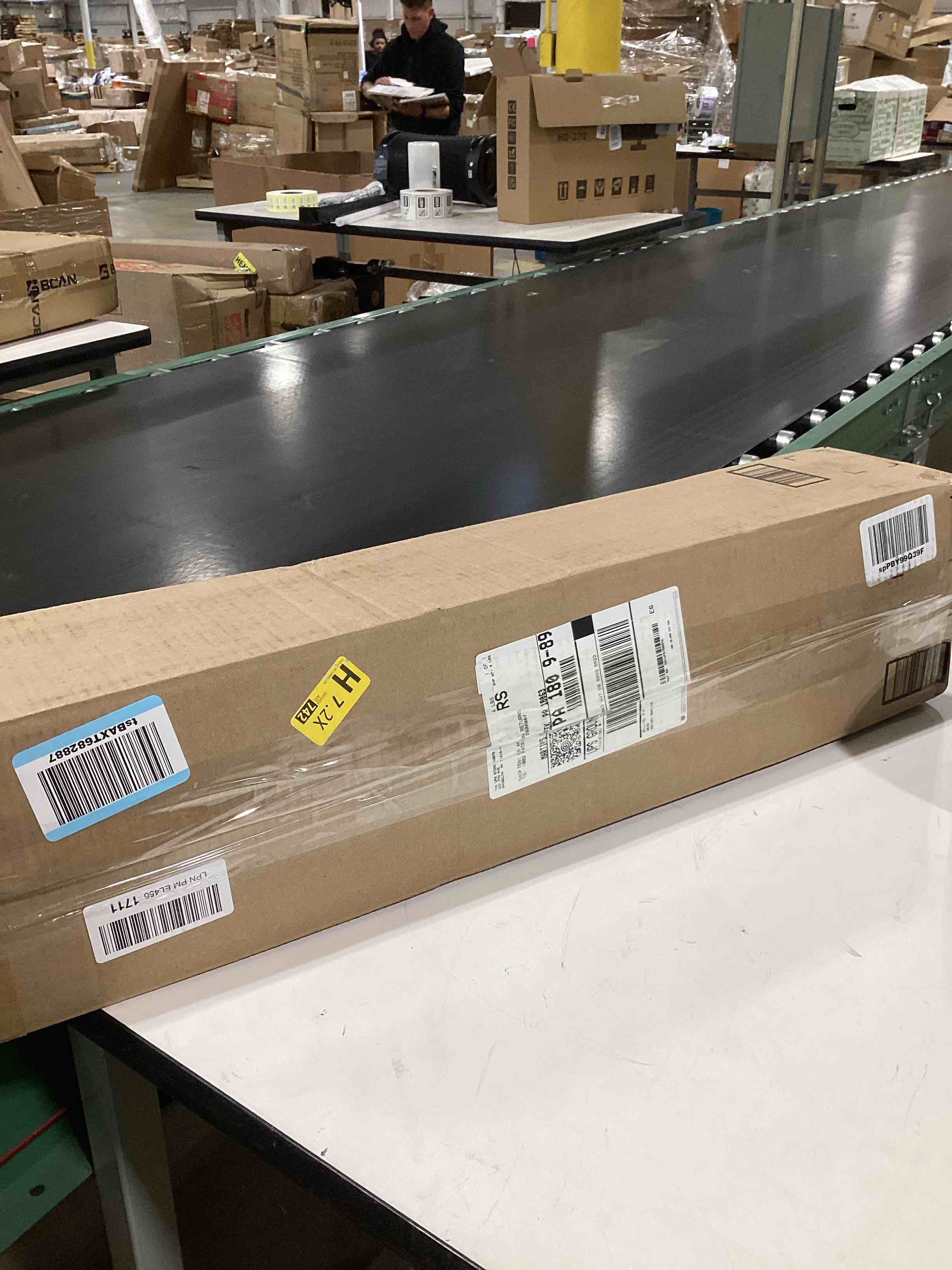 https://s3.amazonaws.com/lotting-images-prod/bidfta/PPE2770185_1760032140622.jpeg